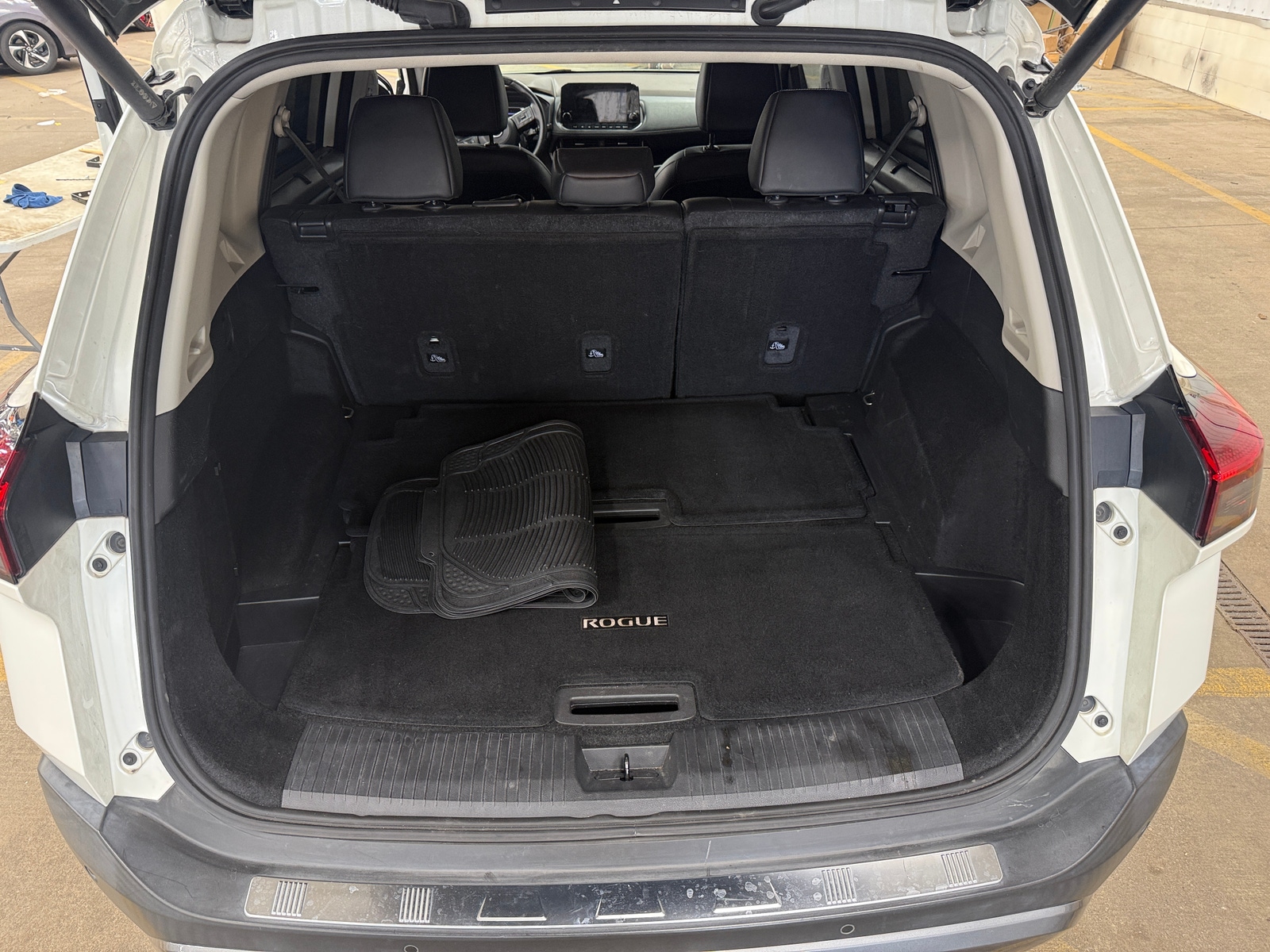 Thumbnail: 2023 Nissan Rogue - 6