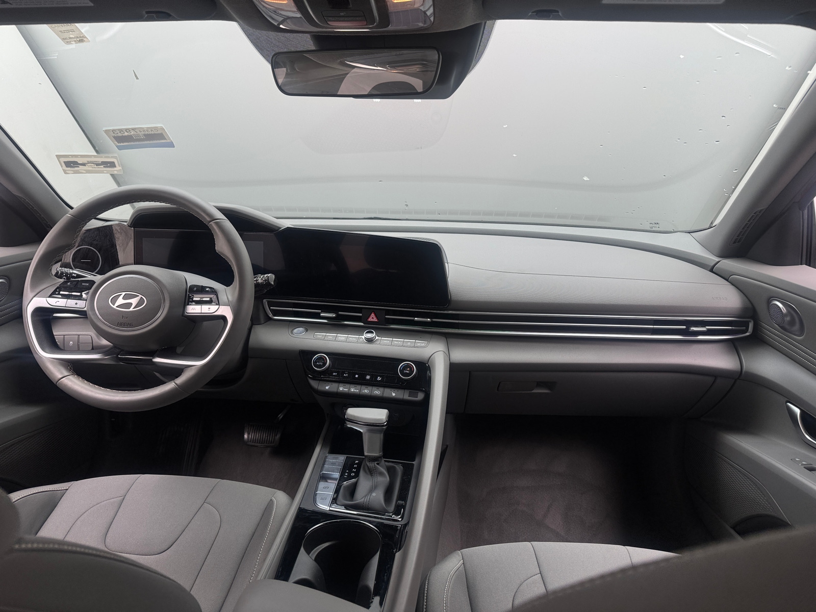 Thumbnail: 2024 Hyundai Elantra - 3