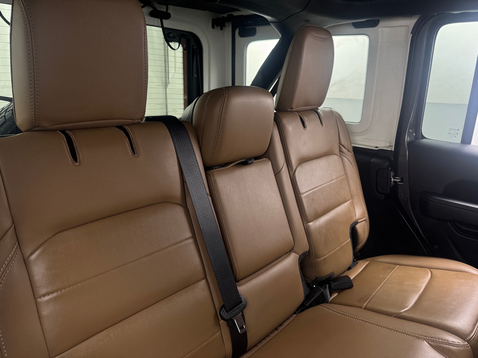 Thumbnail: 2021 Jeep Wrangler - 5