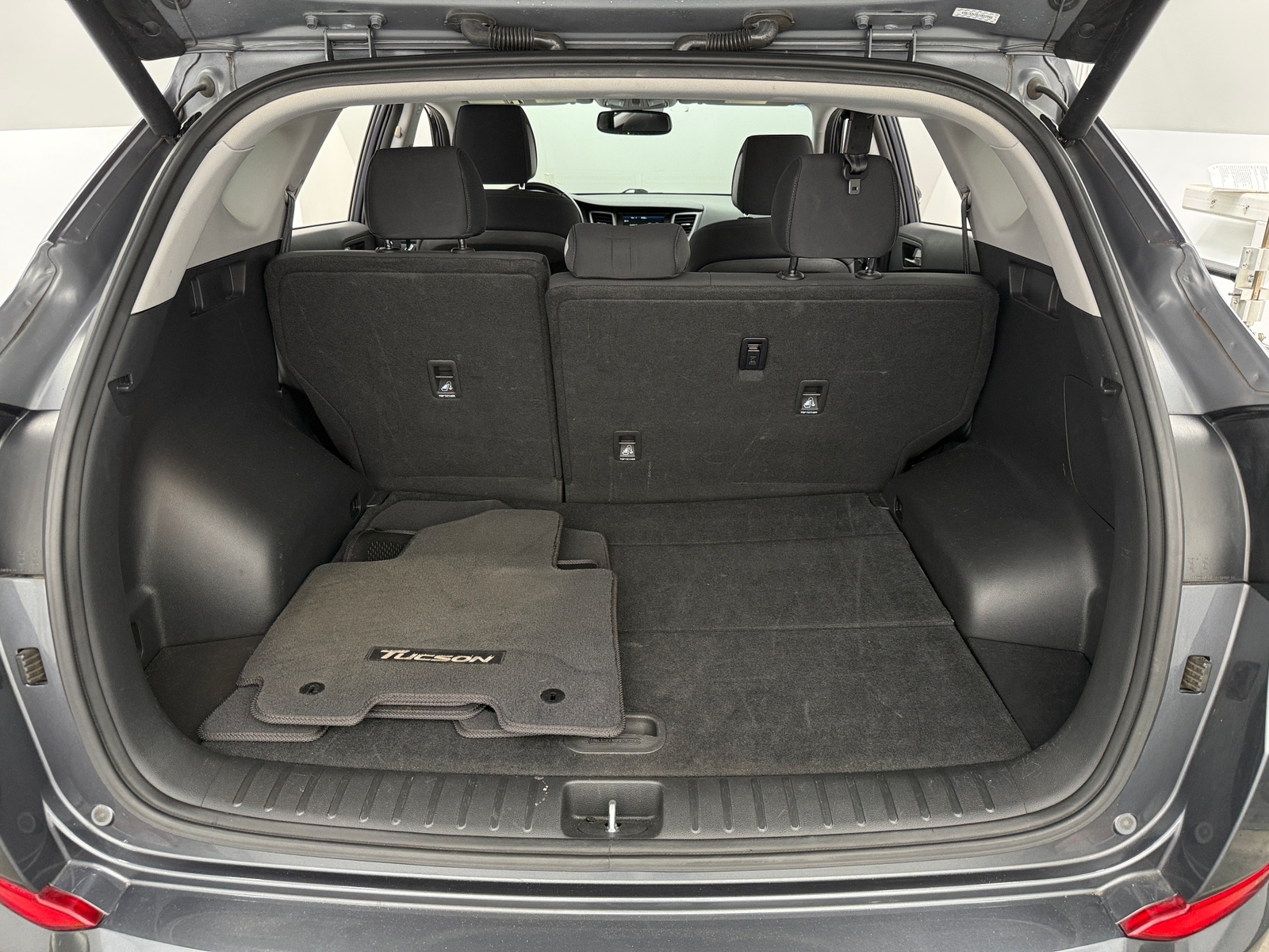 Thumbnail: 2018 Hyundai Tucson - 7