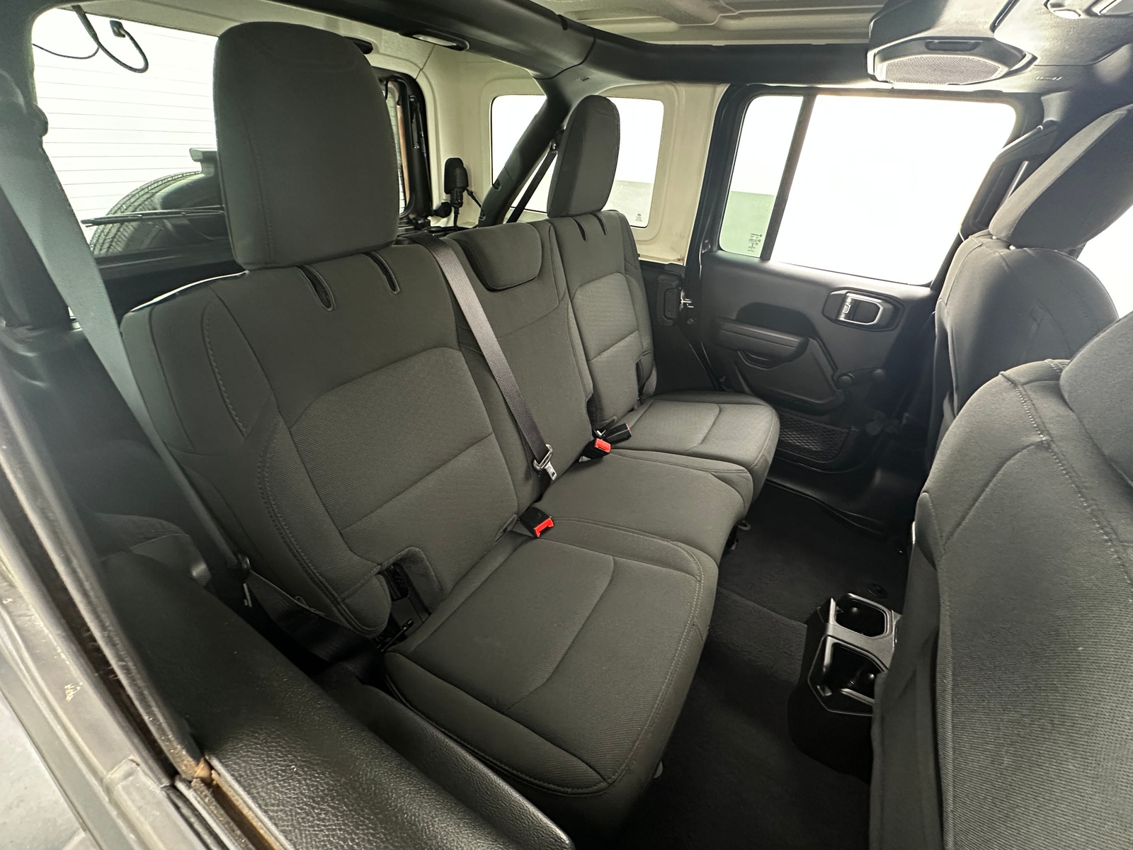 Thumbnail: 2022 Jeep Wrangler - 6