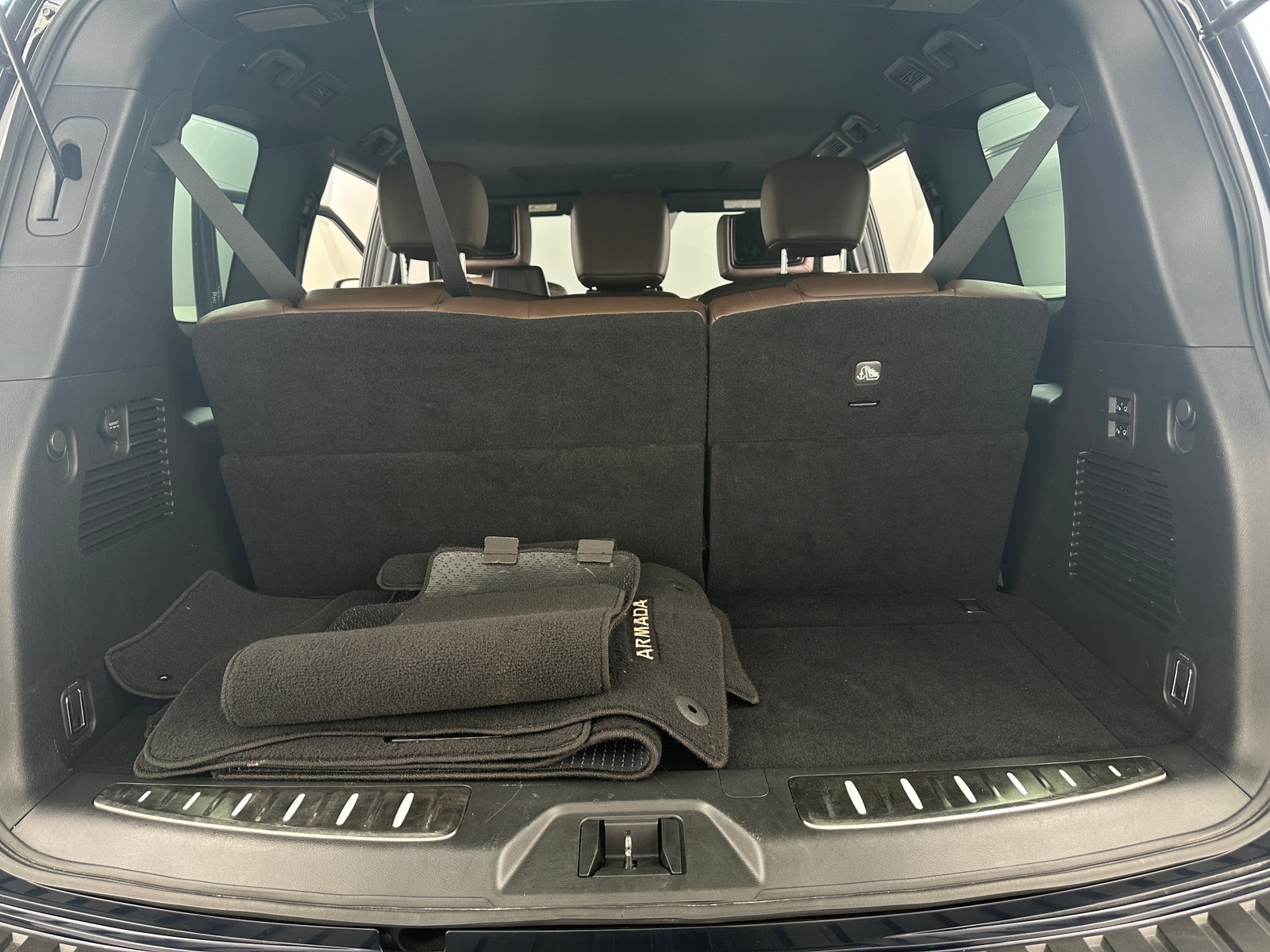 Thumbnail: 2022 Nissan Armada - 6