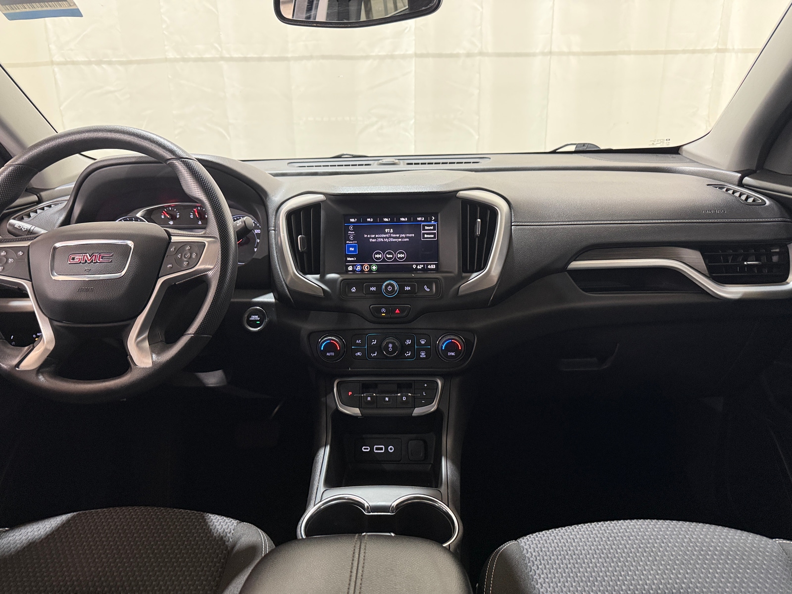 Thumbnail: 2022 GMC Terrain - 3