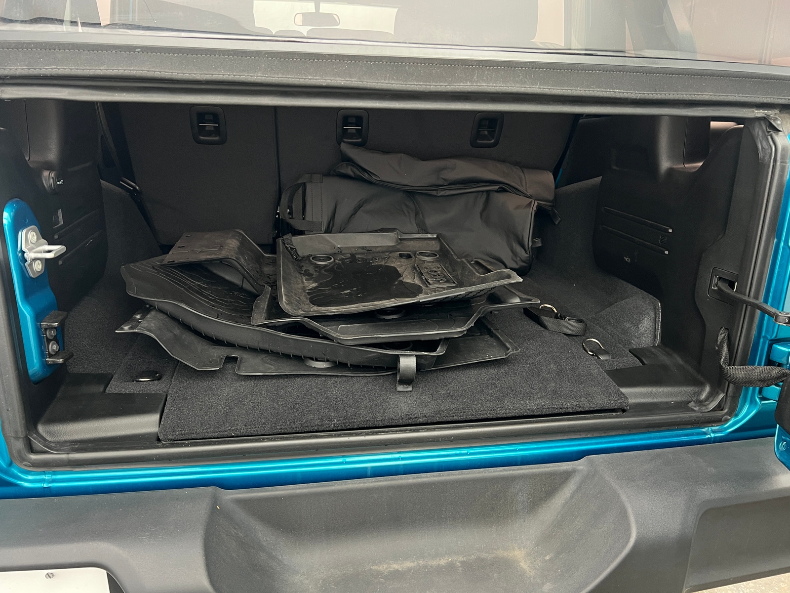 Thumbnail: 2020 Jeep Wrangler - 7