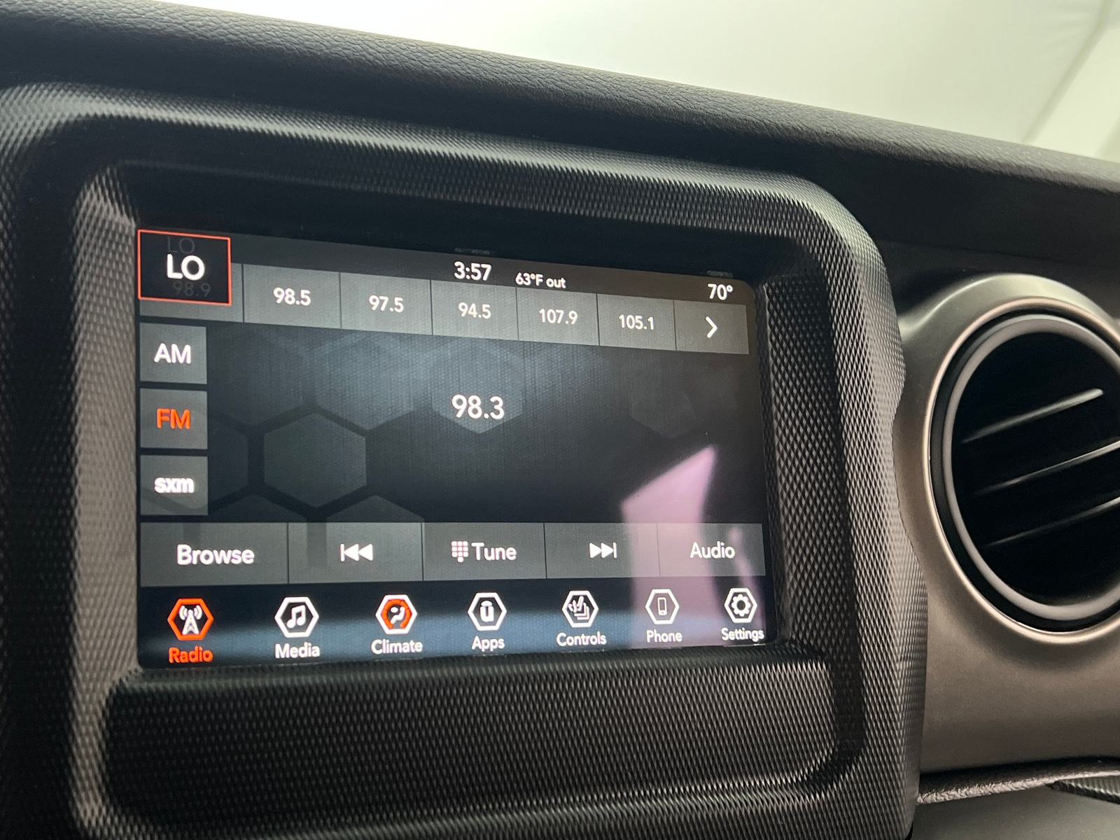 Thumbnail: 2020 Jeep Wrangler - 4