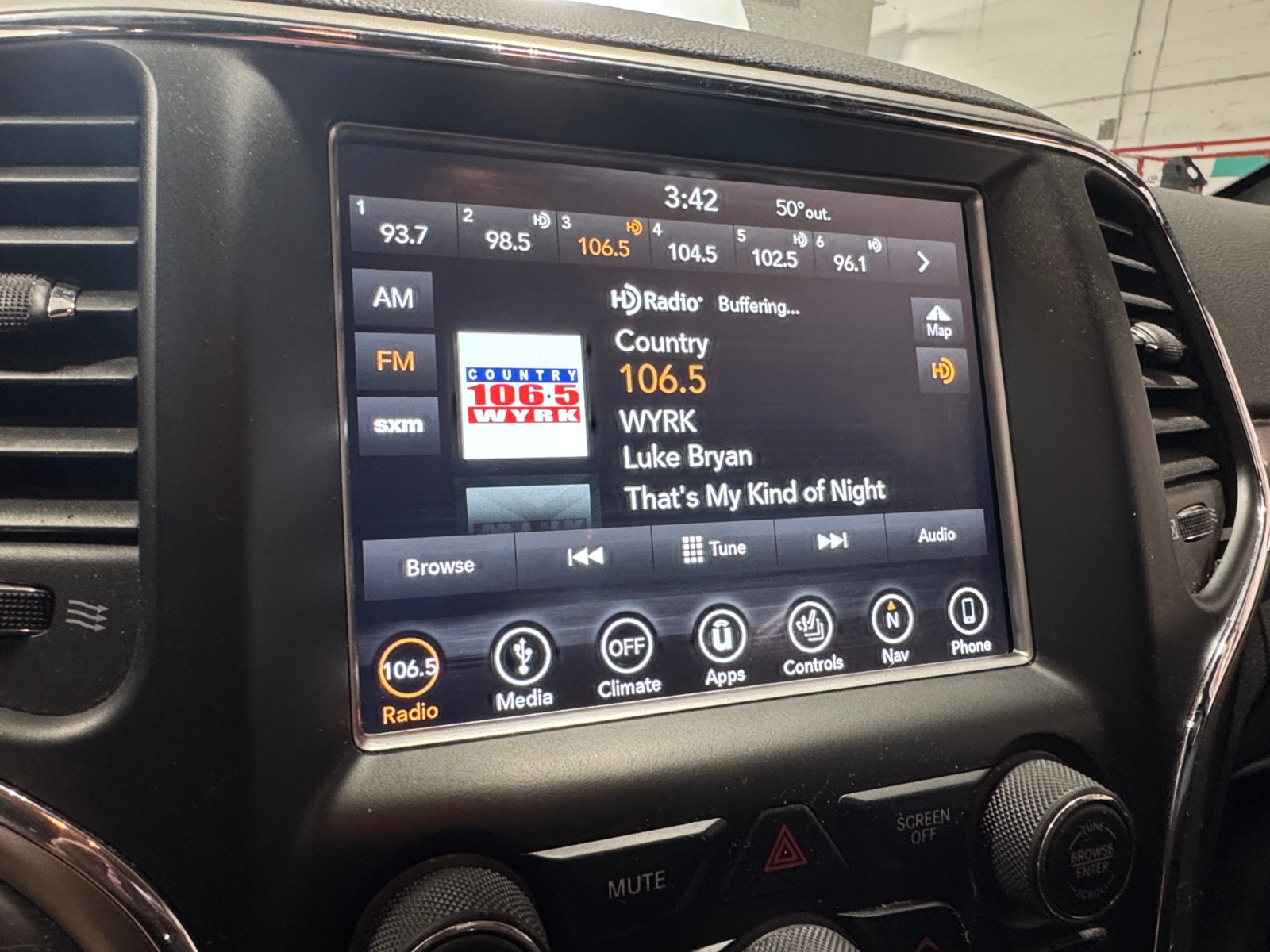 Thumbnail: 2018 Jeep Grand Cherokee - 4