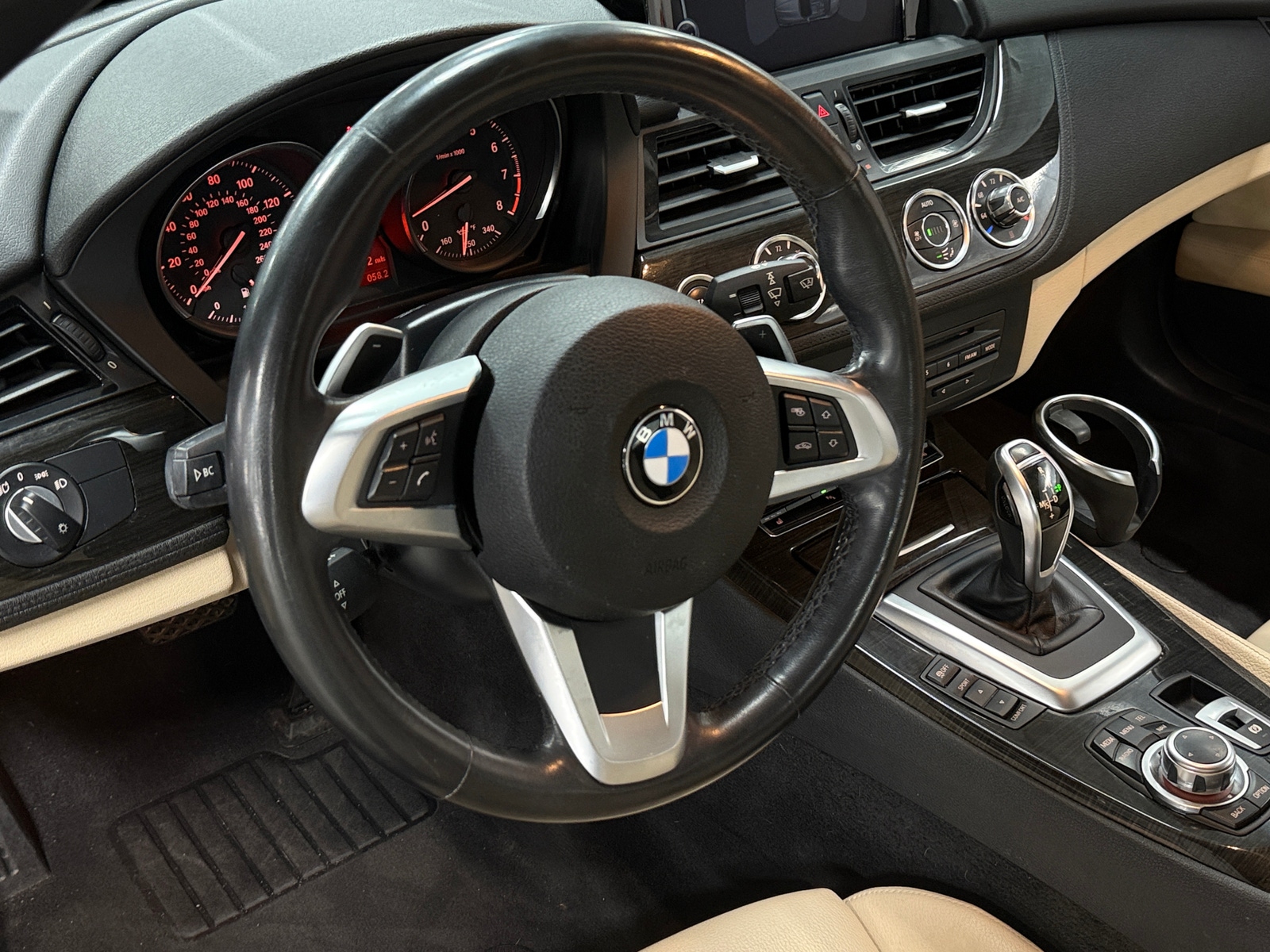 Thumbnail: 2015 BMW Z4 - 4
