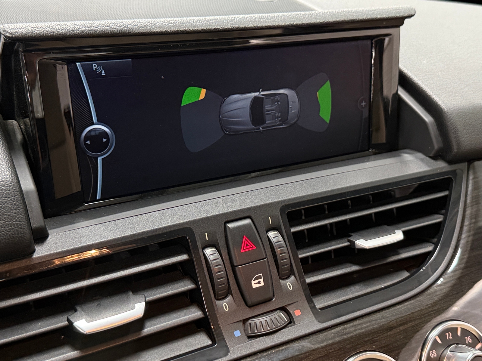 Thumbnail: 2015 BMW Z4 - 3