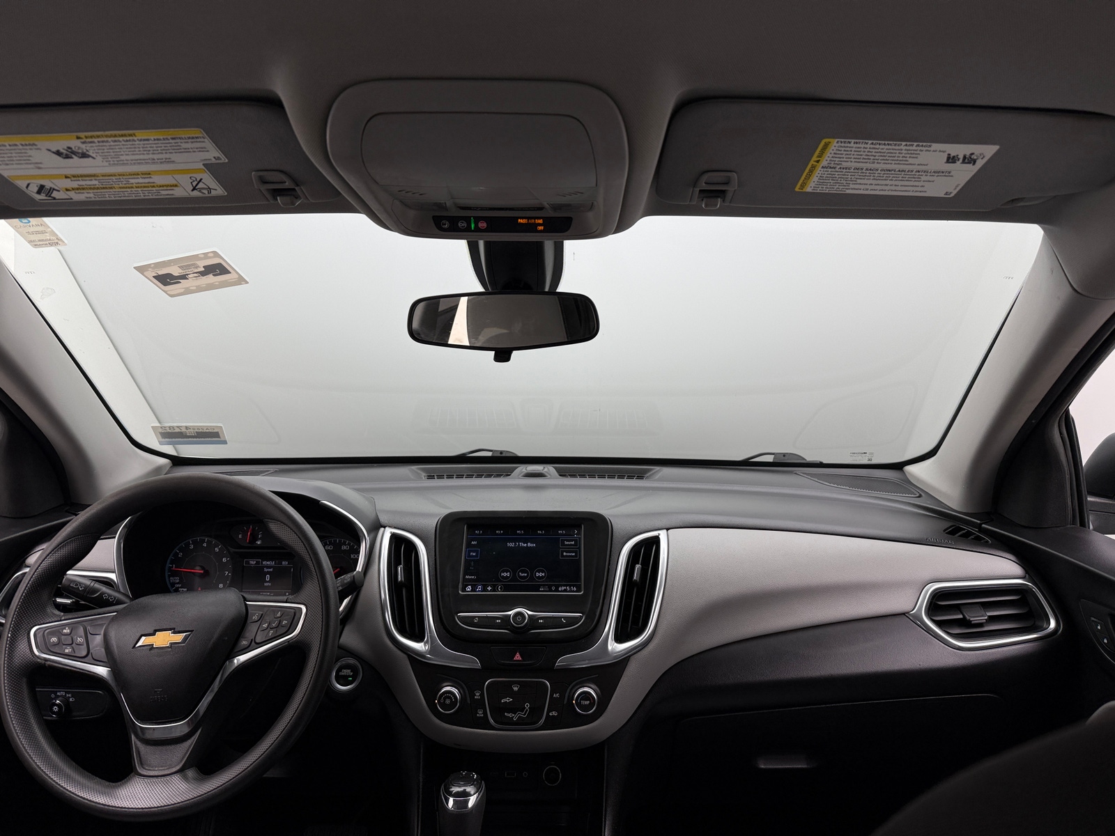 Thumbnail: 2019 Chevrolet Equinox - 3