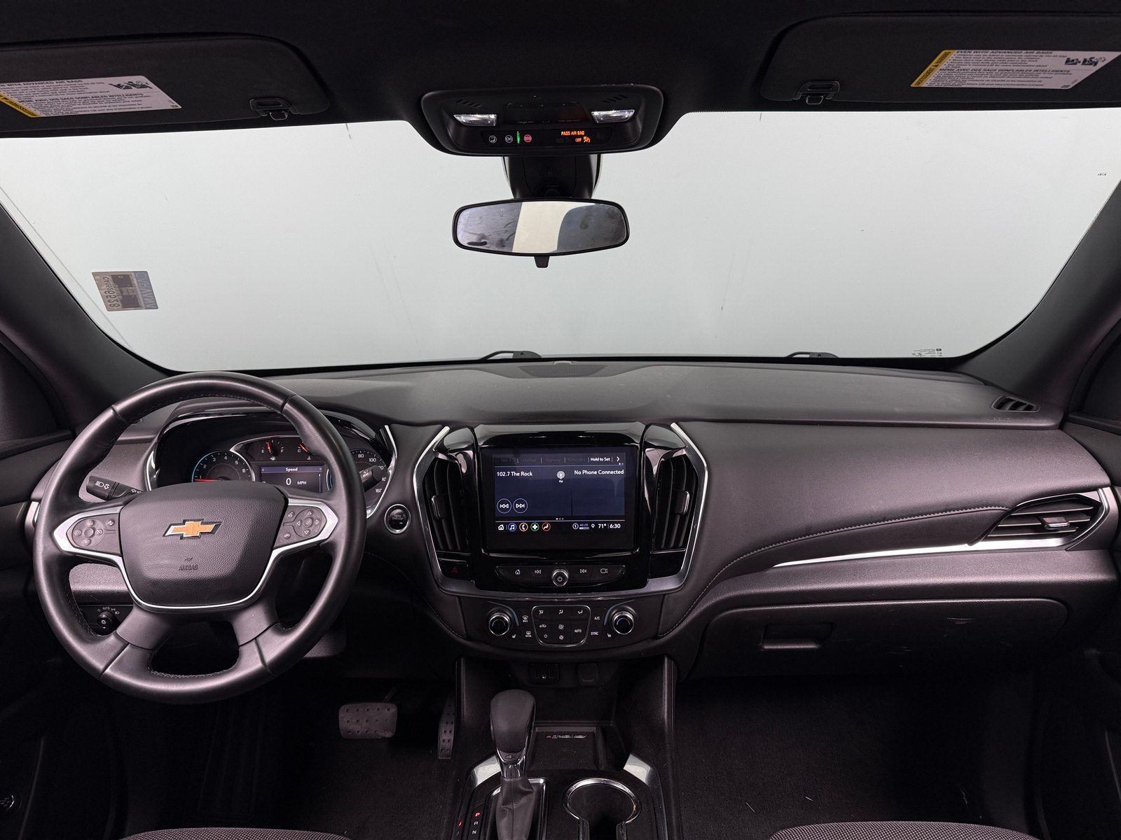 Thumbnail: 2023 Chevrolet Traverse - 3