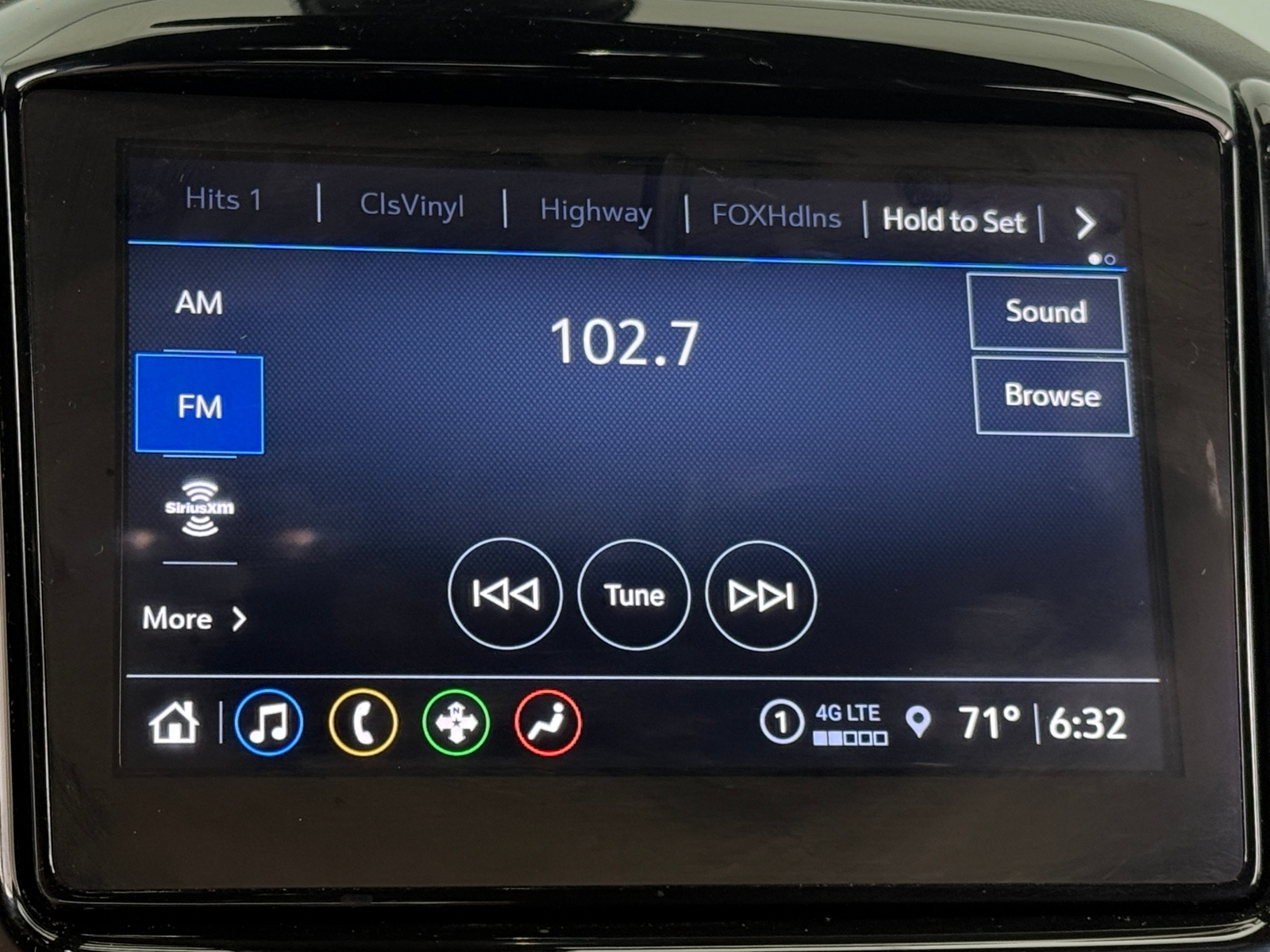 Thumbnail: 2023 Chevrolet Traverse - 4