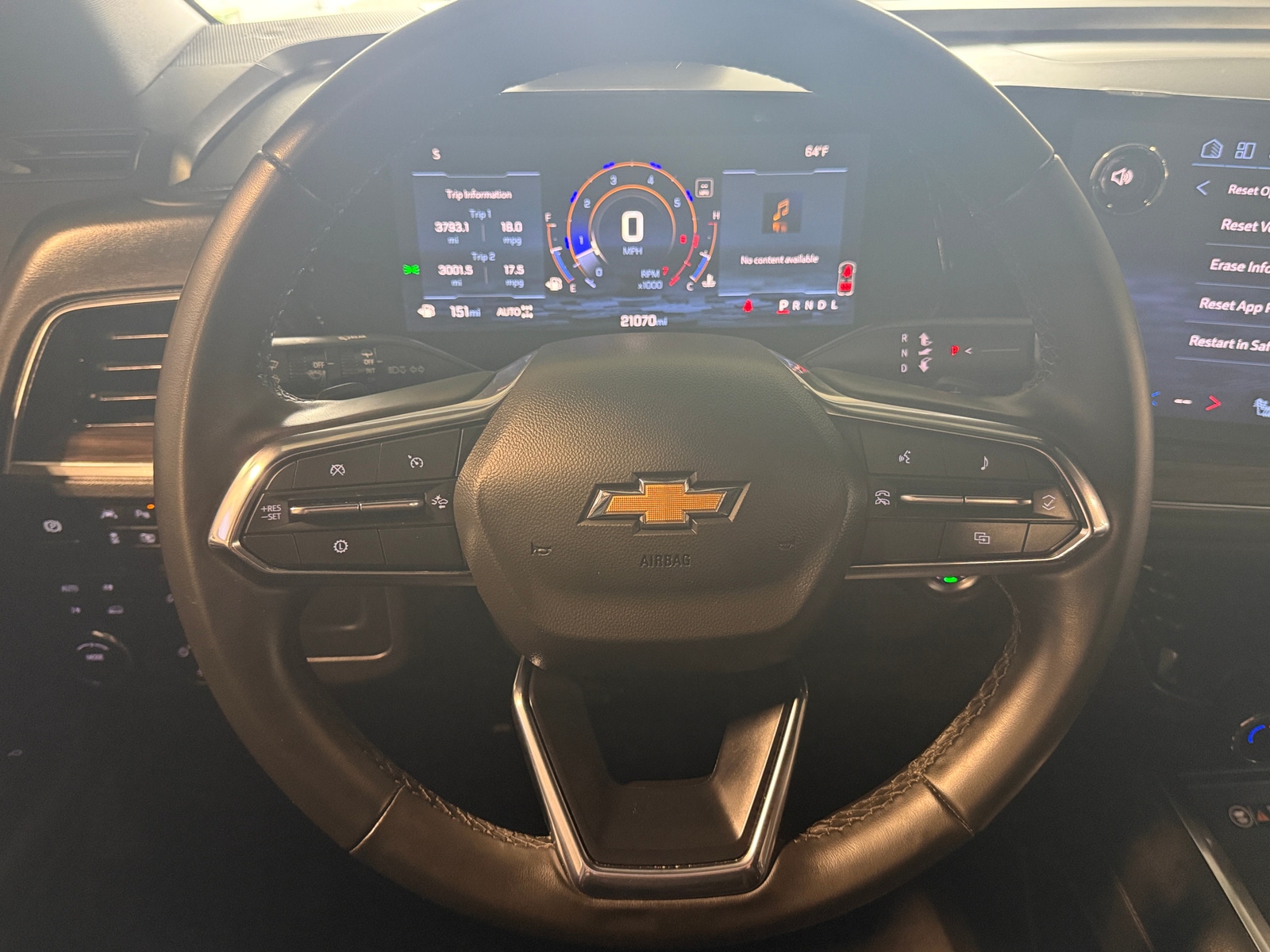 Thumbnail: 2025 Chevrolet Tahoe - 4