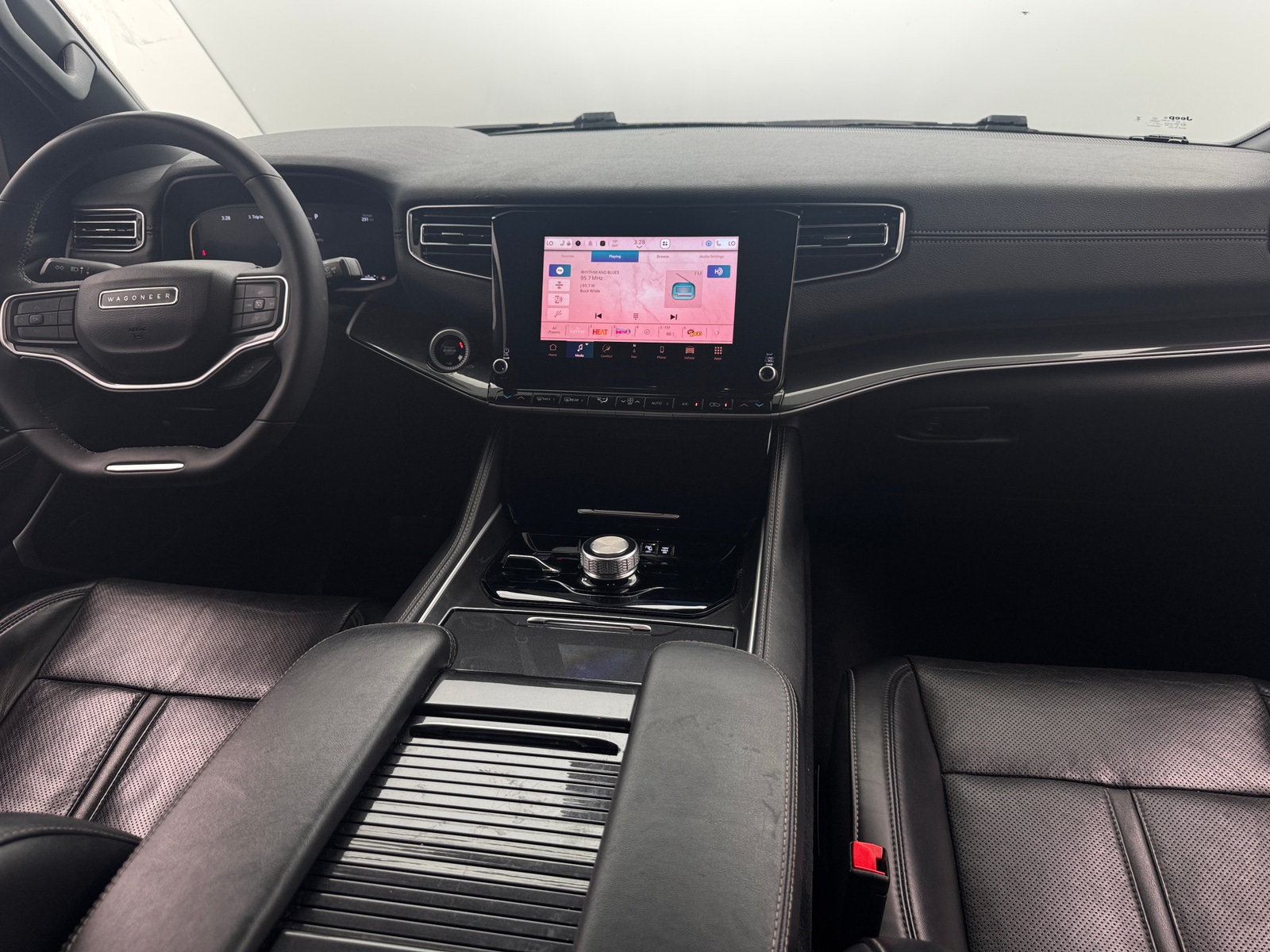 Thumbnail: 2024 Jeep Wagoneer - 2