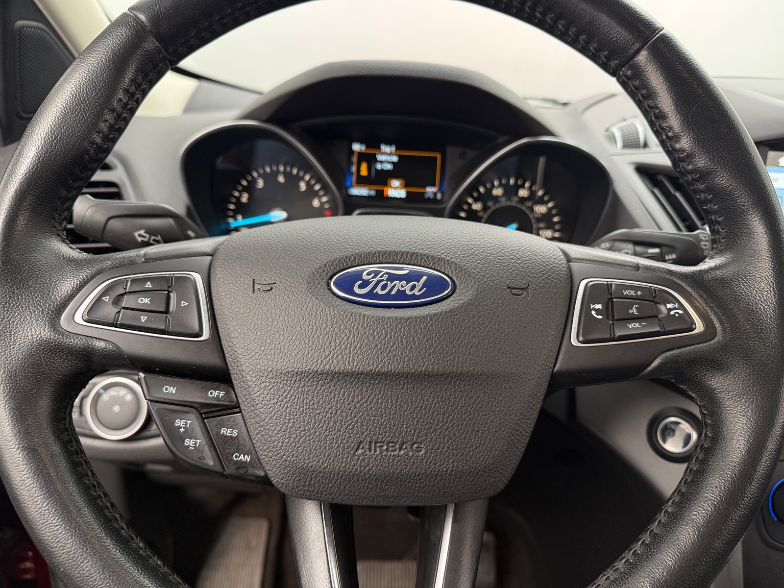Thumbnail: 2019 Ford Escape - 4