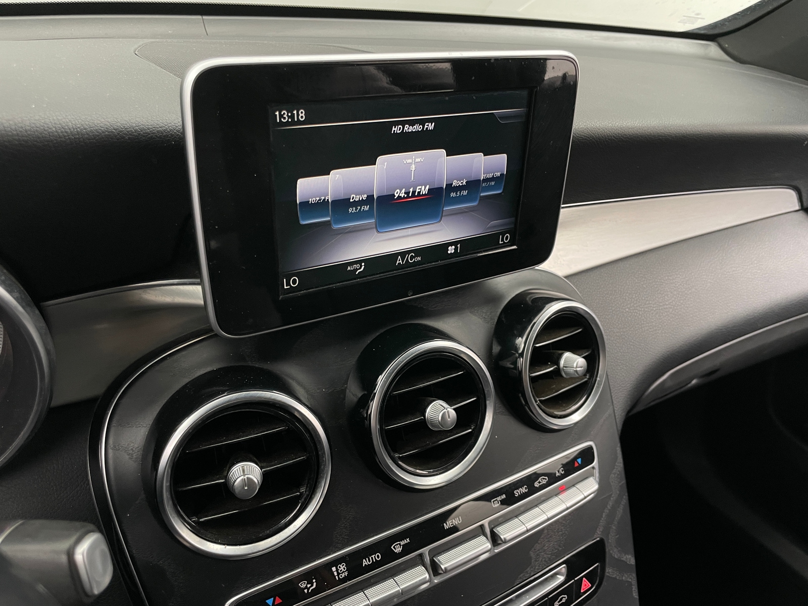 Thumbnail: 2019 Mercedes-Benz GLC - 3