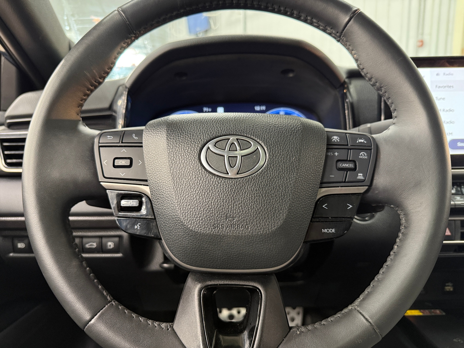 Thumbnail: 2025 Toyota Camry - 4