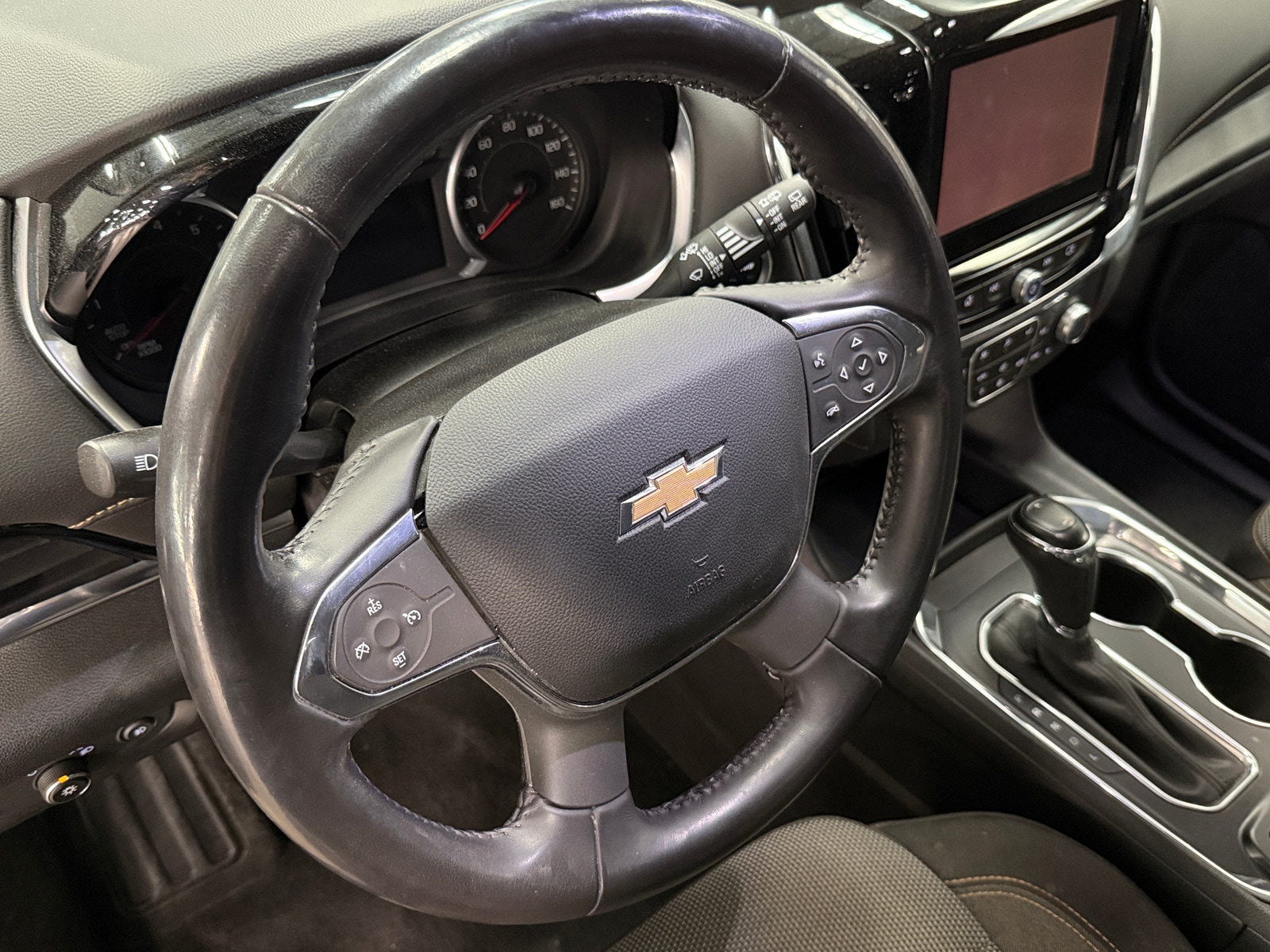 Thumbnail: 2018 Chevrolet Traverse - 5