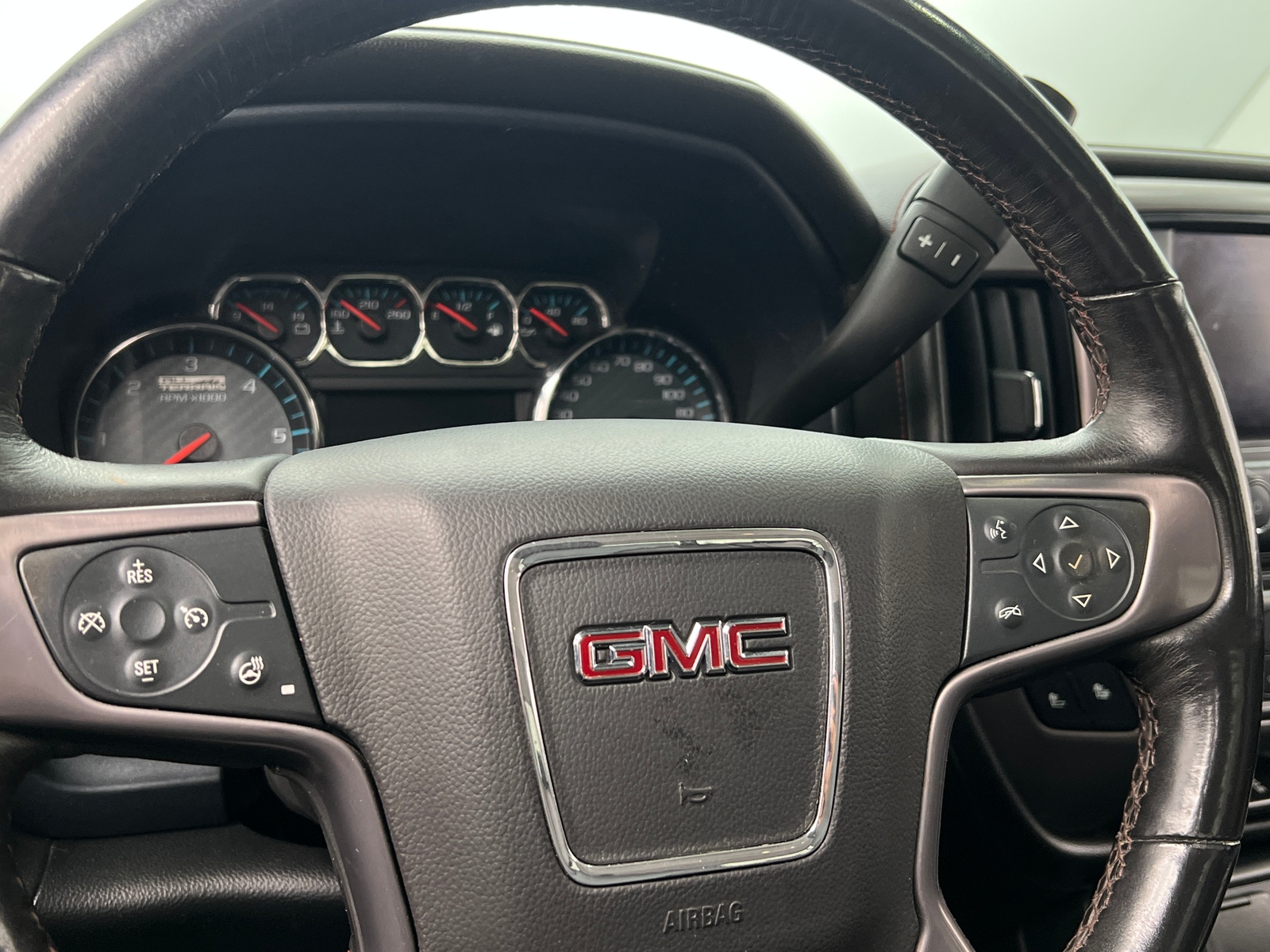 Thumbnail: 2017 GMC Sierra 1500 - 4