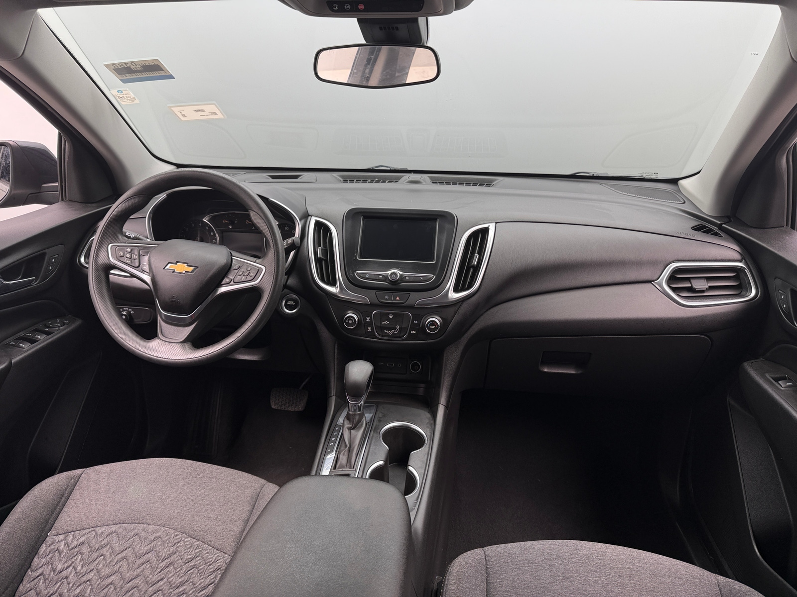 Thumbnail: 2022 Chevrolet Equinox - 3