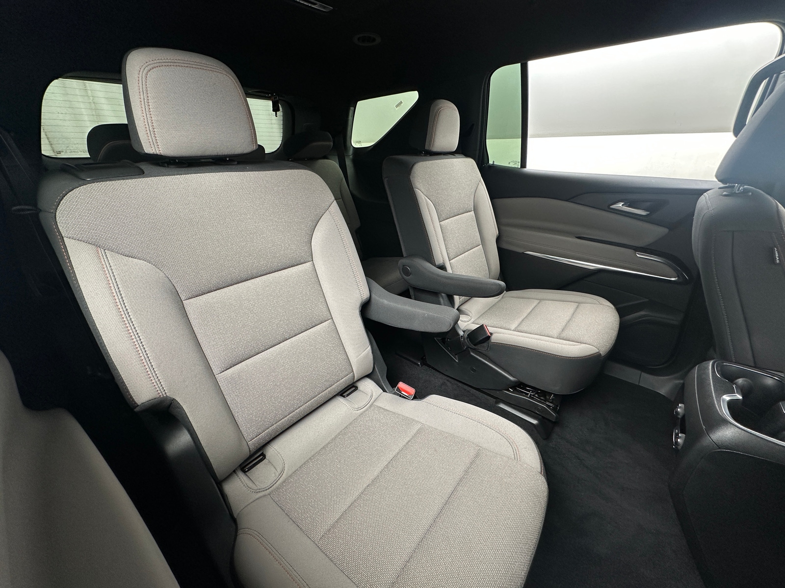 Thumbnail: 2025 Chevrolet Traverse - 6