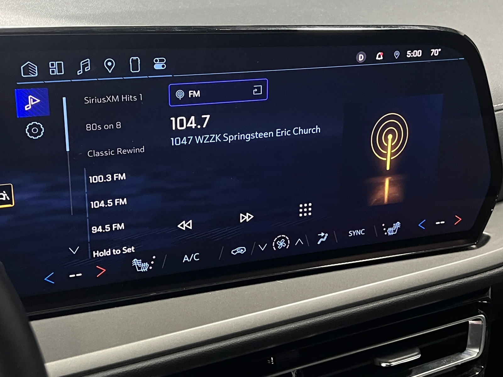 Thumbnail: 2025 Chevrolet Traverse - 4