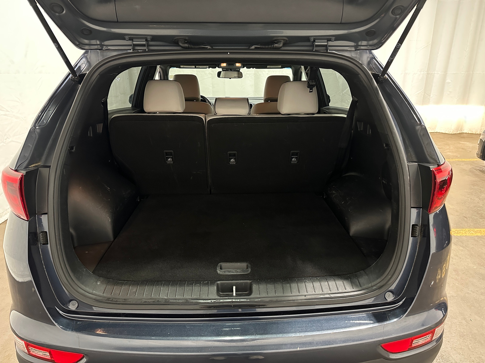 Thumbnail: 2019 Kia Sportage - 6