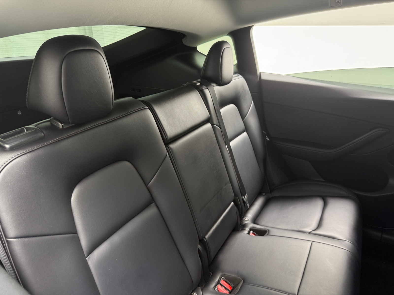 Thumbnail: 2022 Tesla Model Y - 5