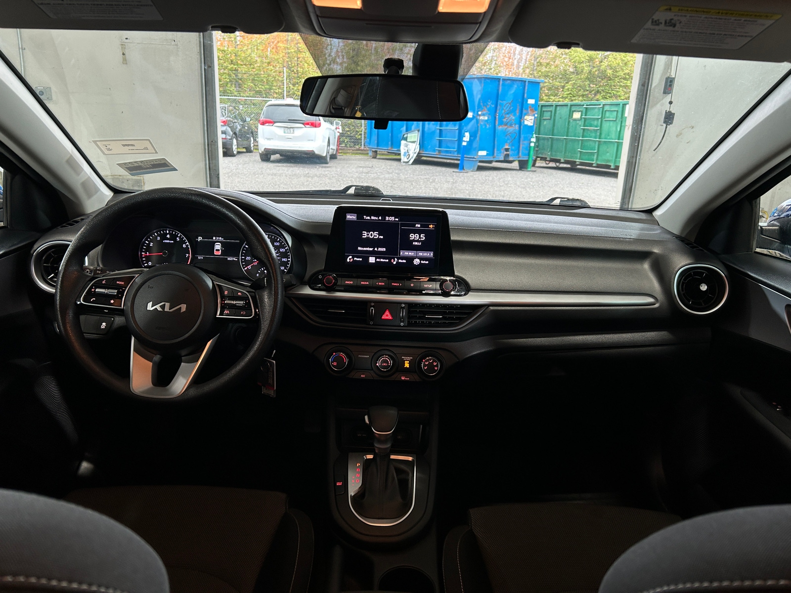 Thumbnail: 2024 Kia Forte - 3