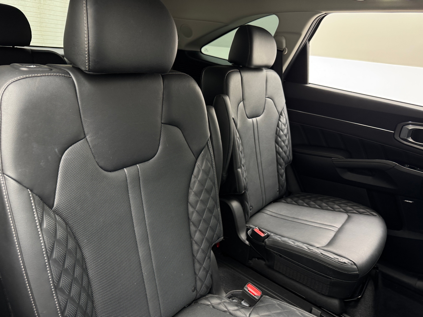 Thumbnail: 2022 Kia Sorento - 5