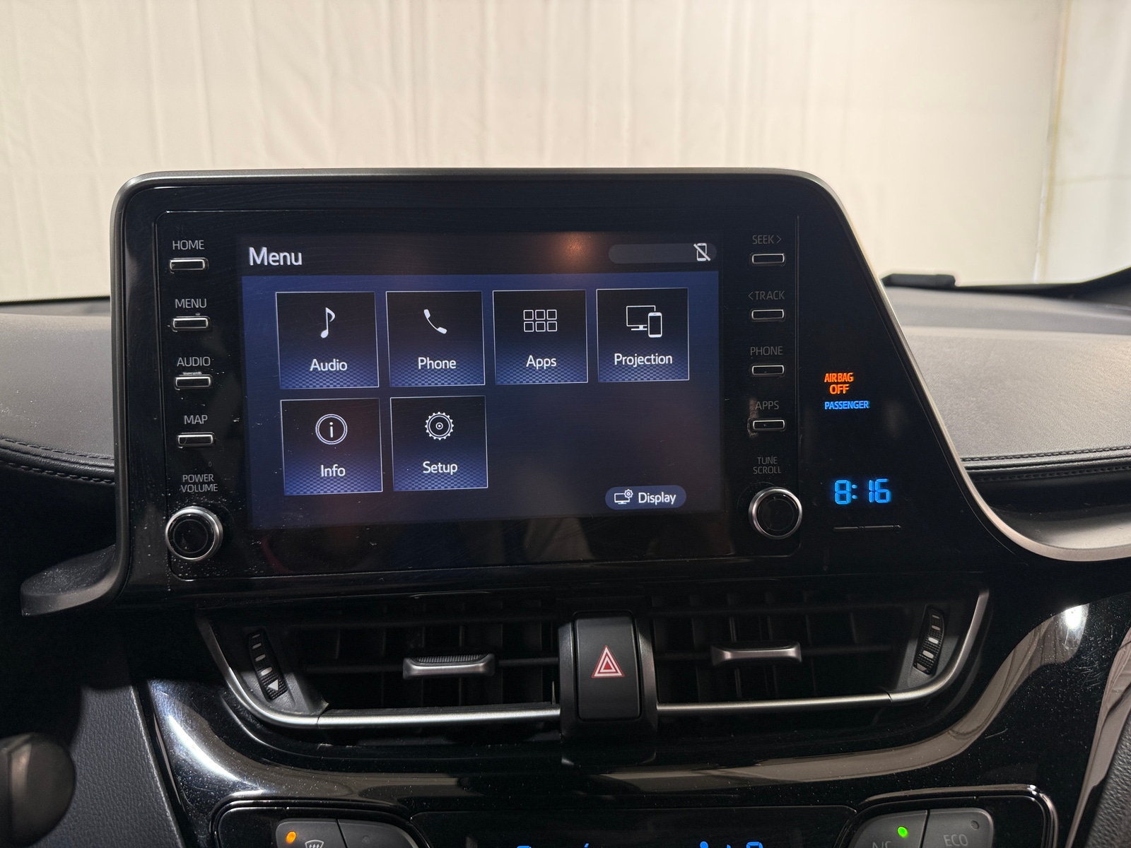 Thumbnail: 2019 Toyota C-HR - 4