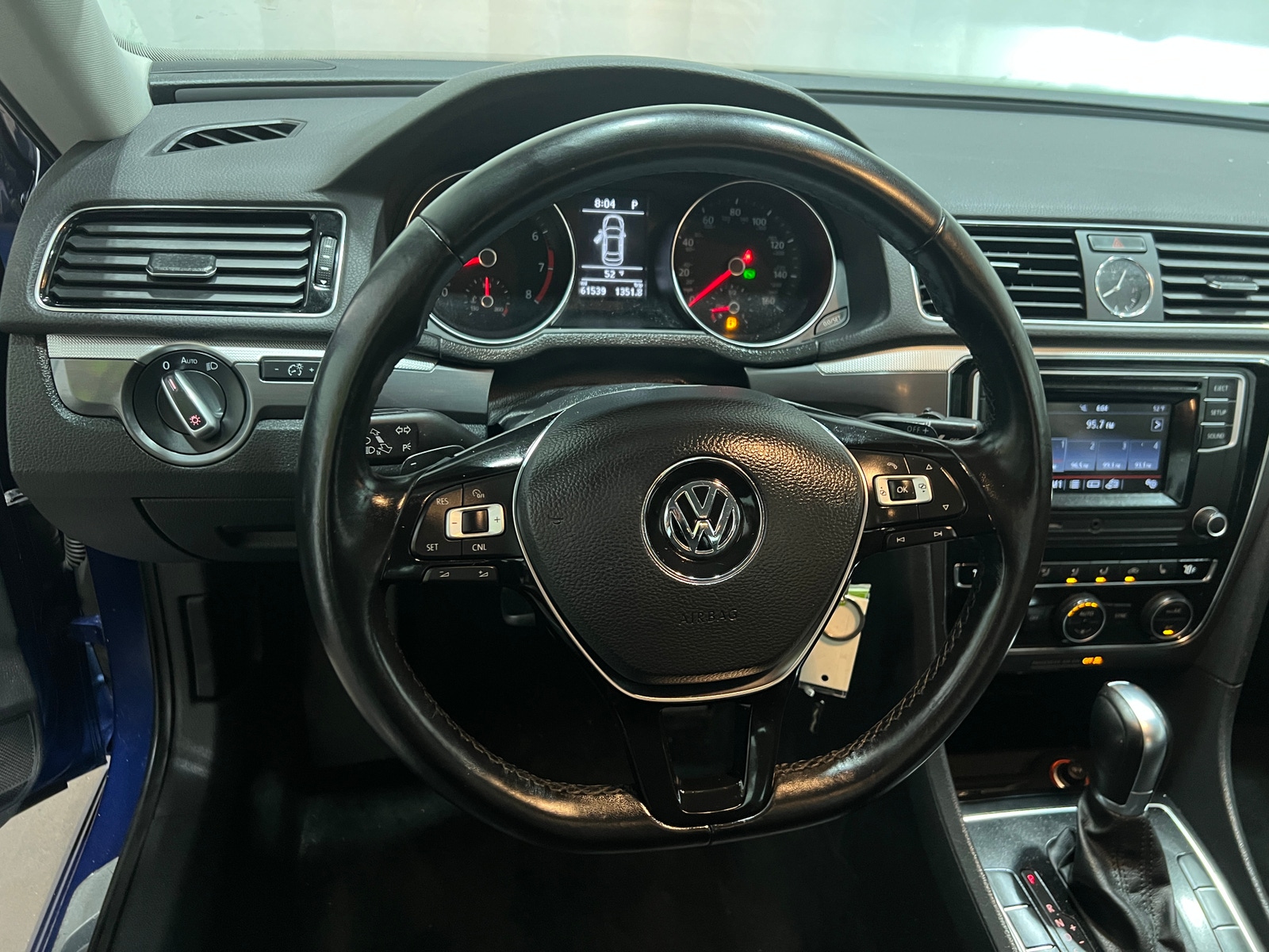 Thumbnail: 2016 Volkswagen Passat - 5