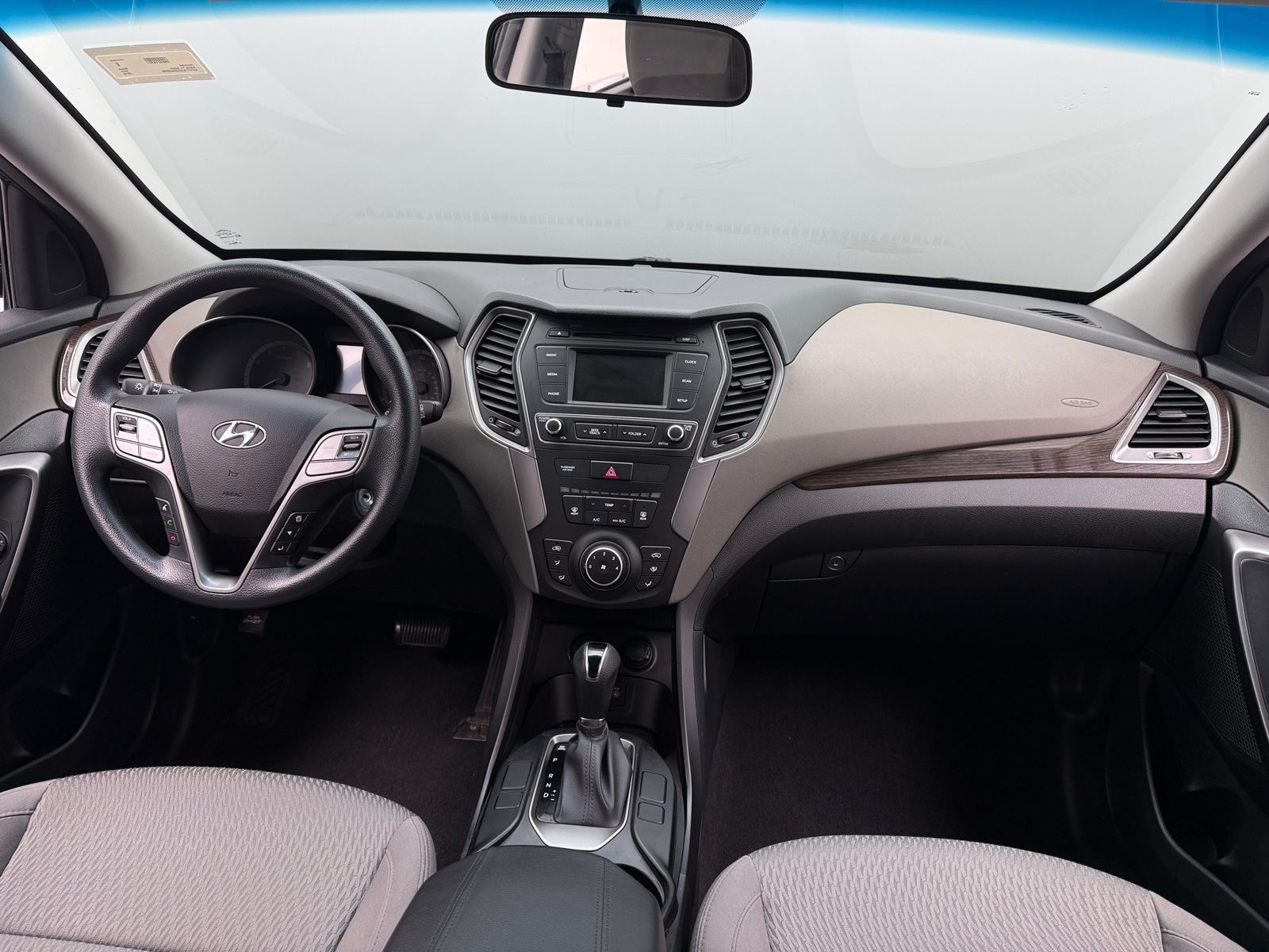 Thumbnail: 2018 Hyundai Santa Fe - 3