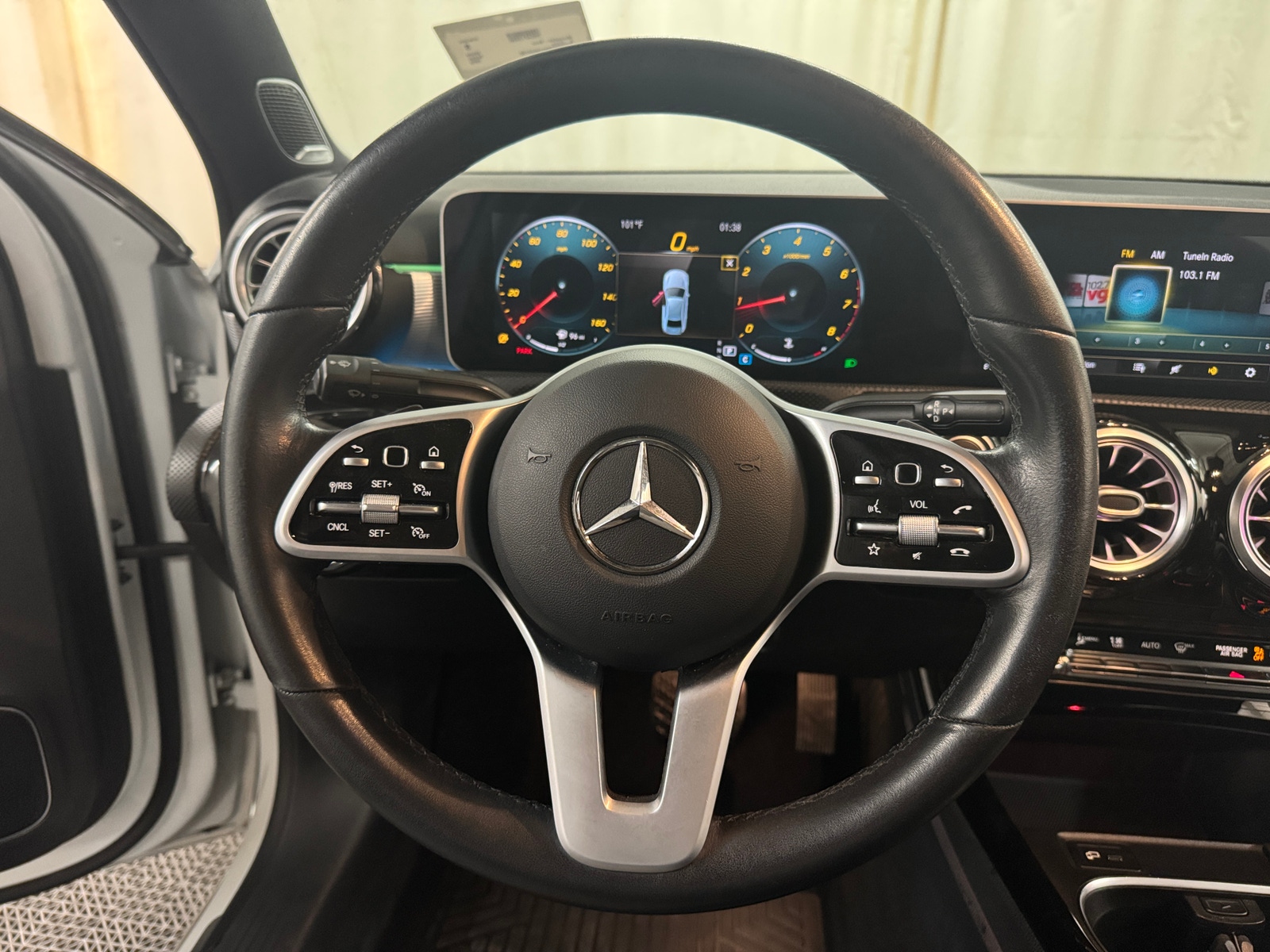 Thumbnail: 2020 Mercedes-Benz A-Class - 4