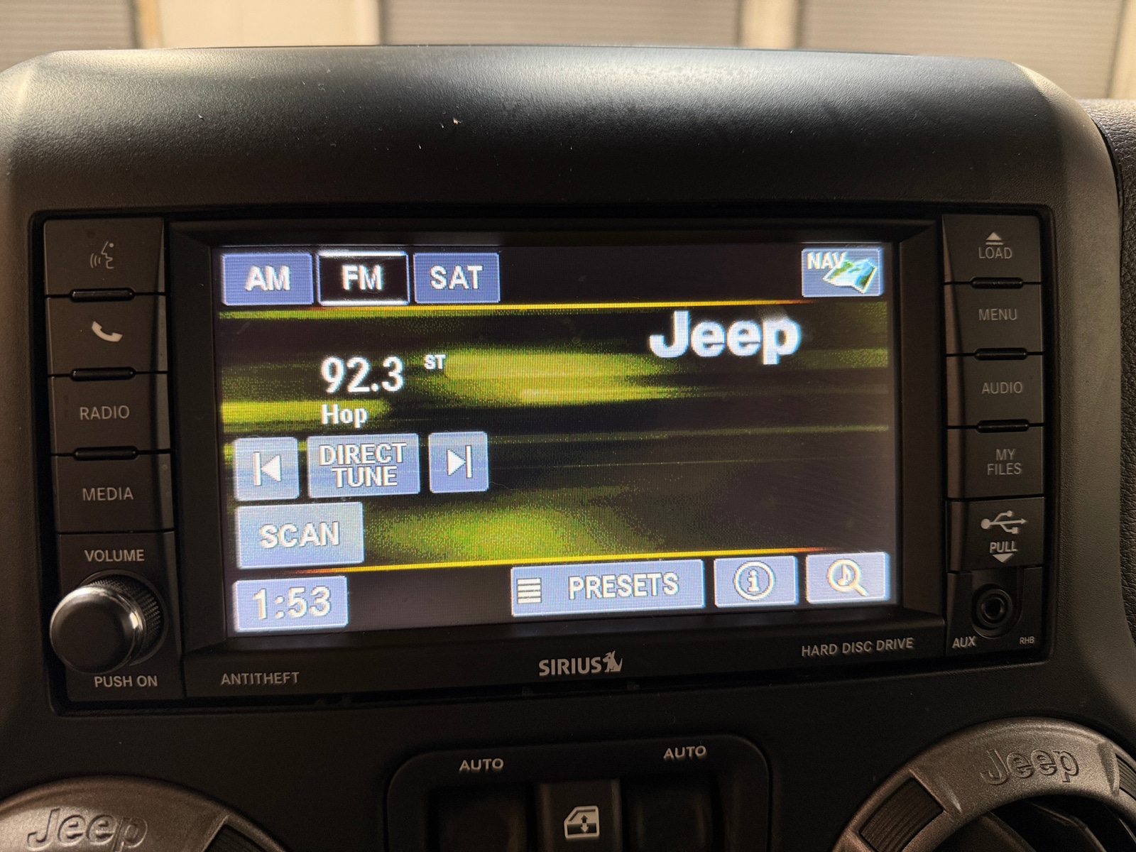 Thumbnail: 2013 Jeep Wrangler - 3