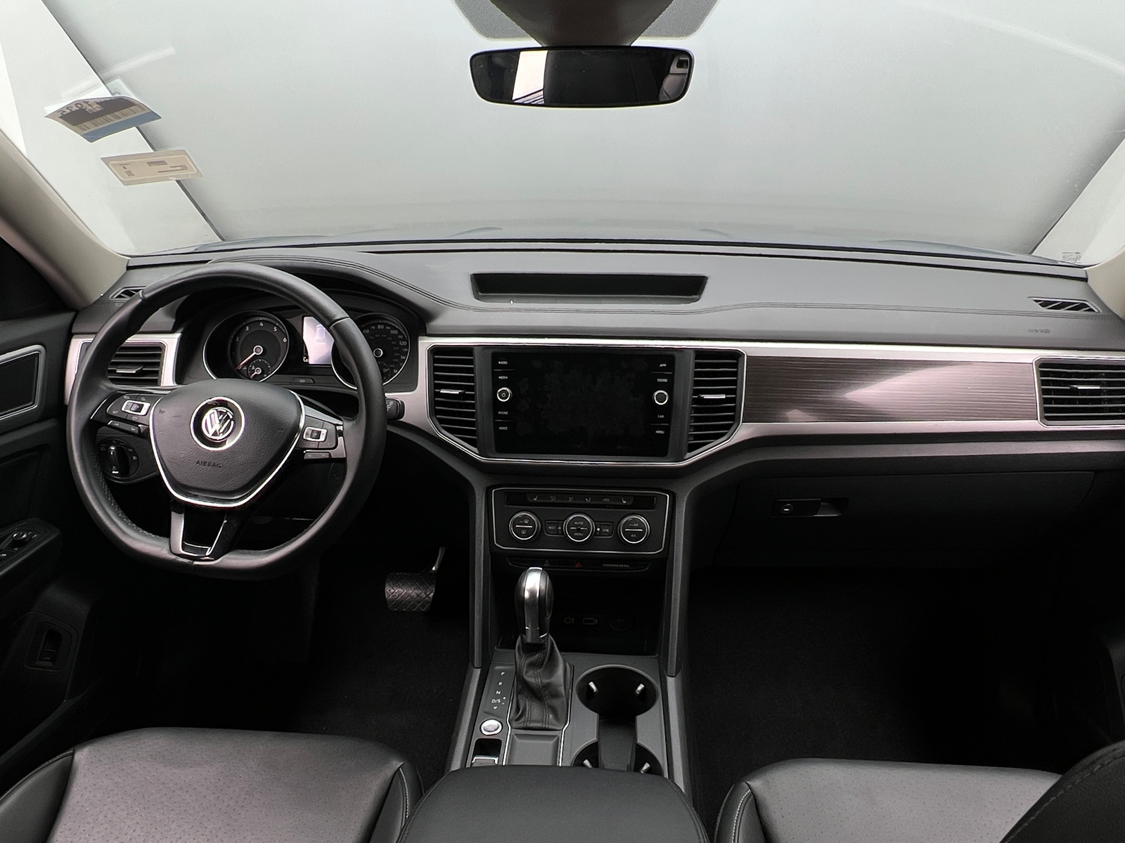 Thumbnail: 2019 Volkswagen Atlas - 2