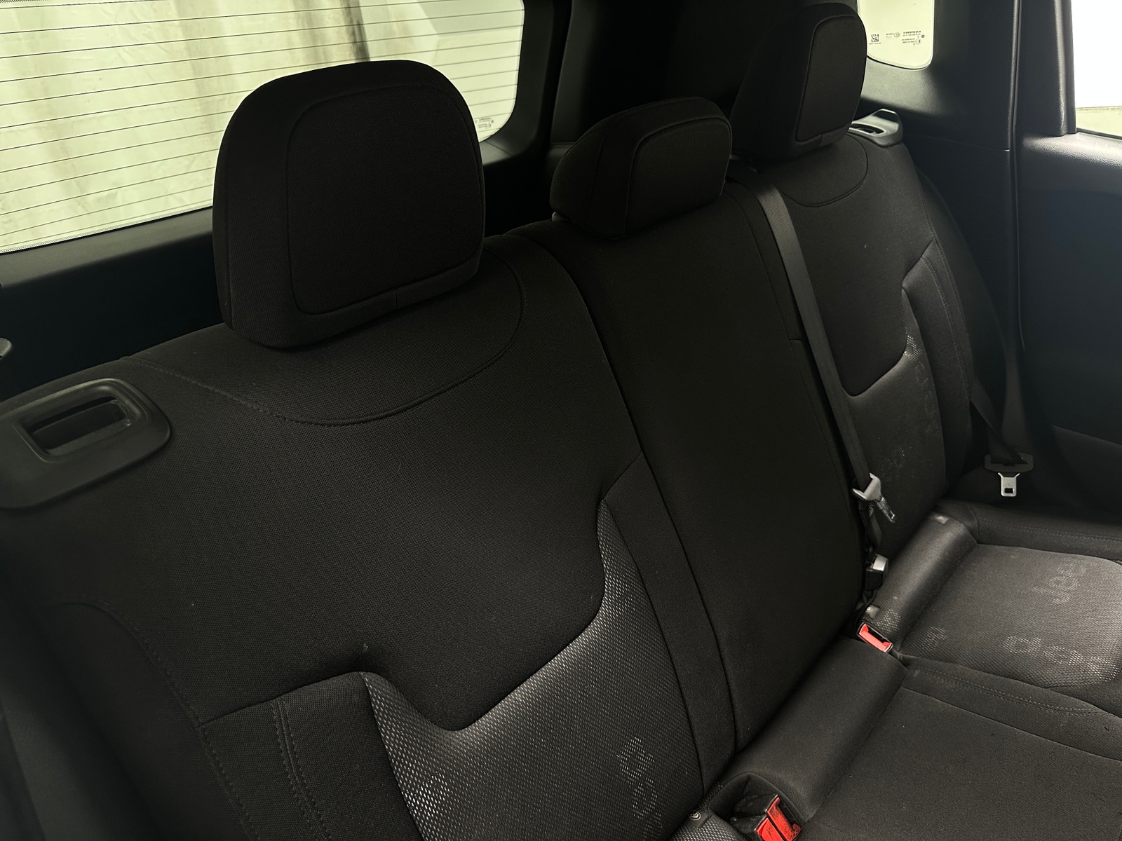 Thumbnail: 2017 Jeep Renegade - 6