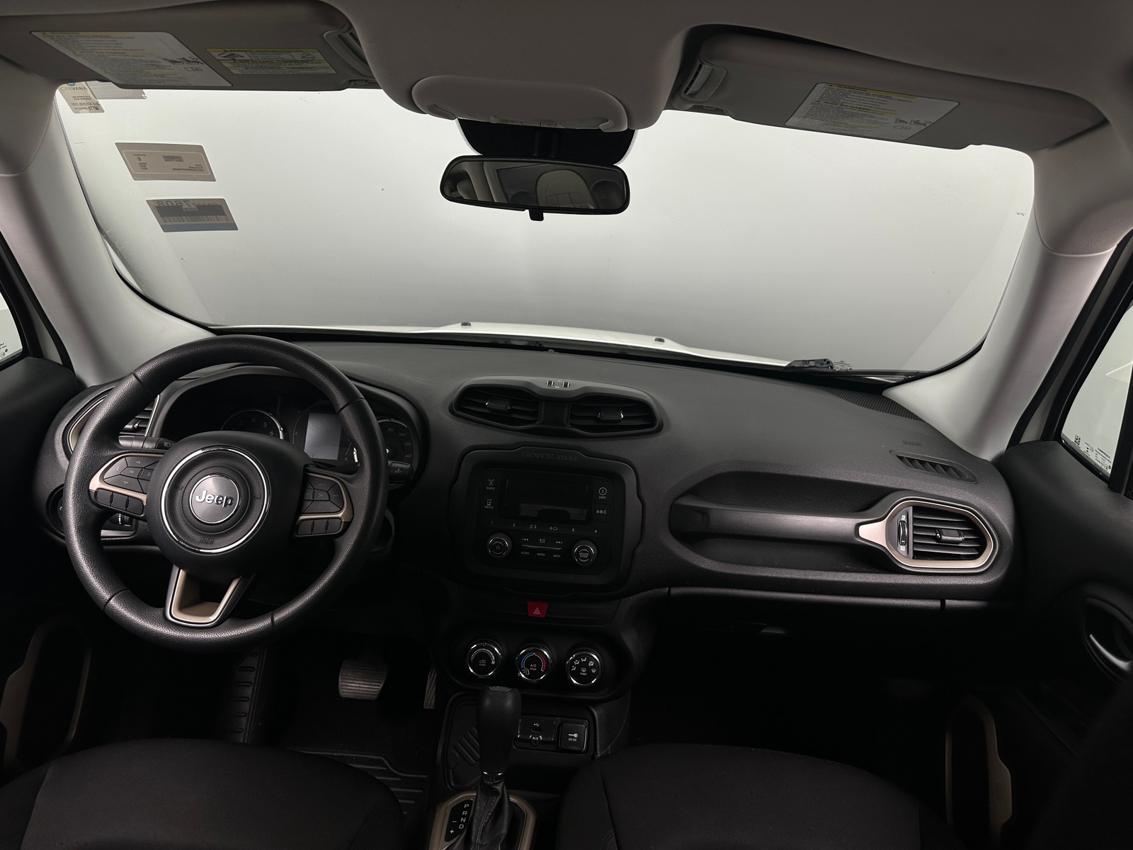 Thumbnail: 2017 Jeep Renegade - 3