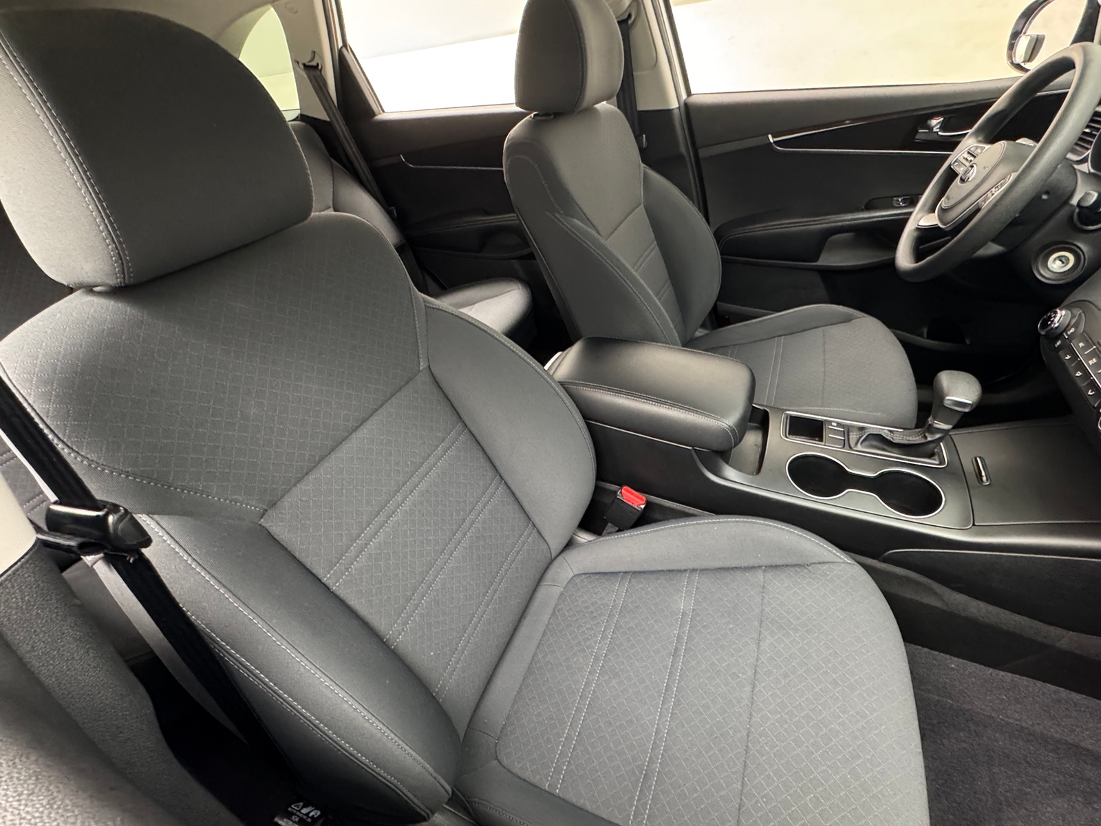 Thumbnail: 2019 Kia Sorento - 2