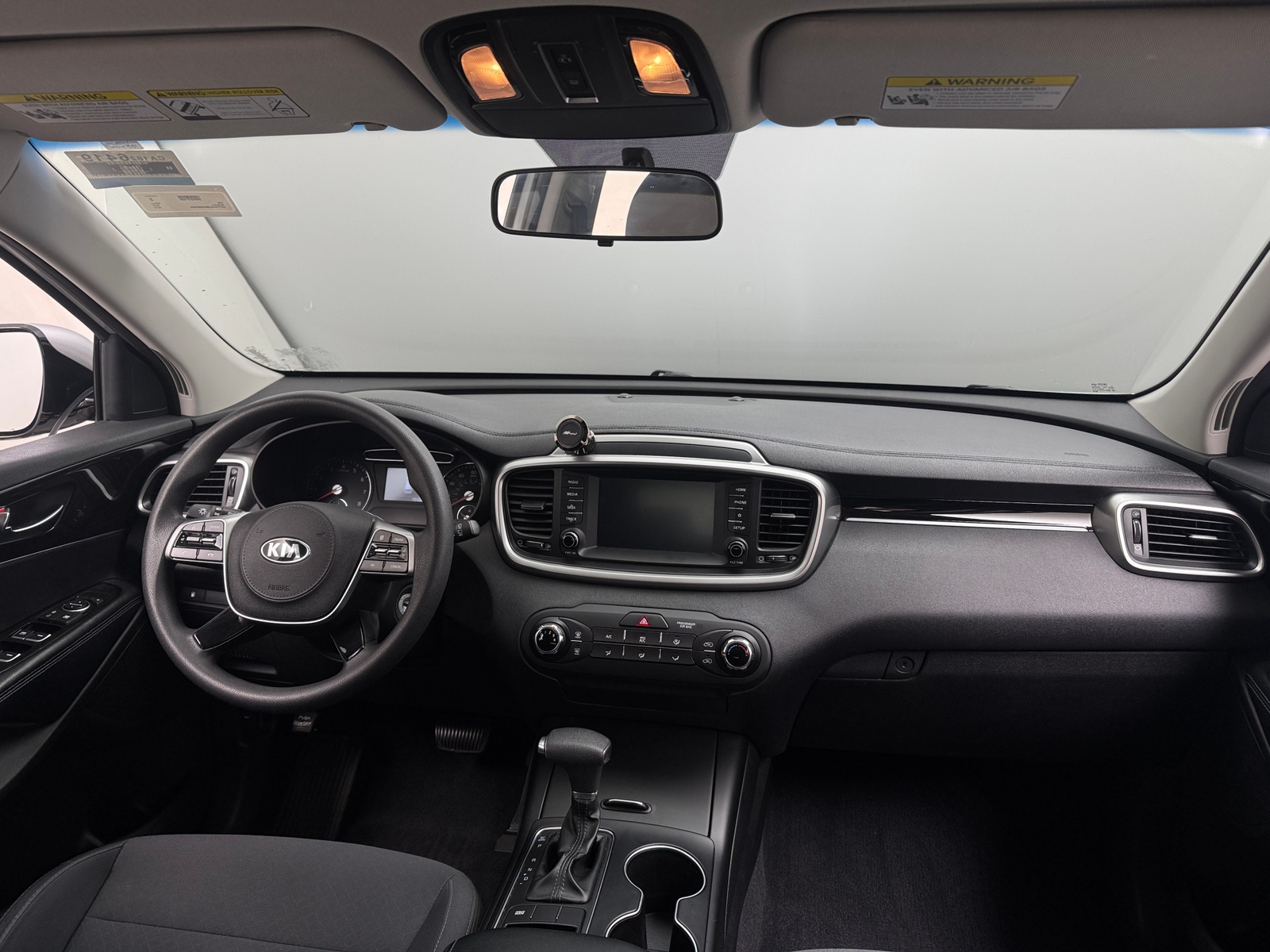 Thumbnail: 2019 Kia Sorento - 3