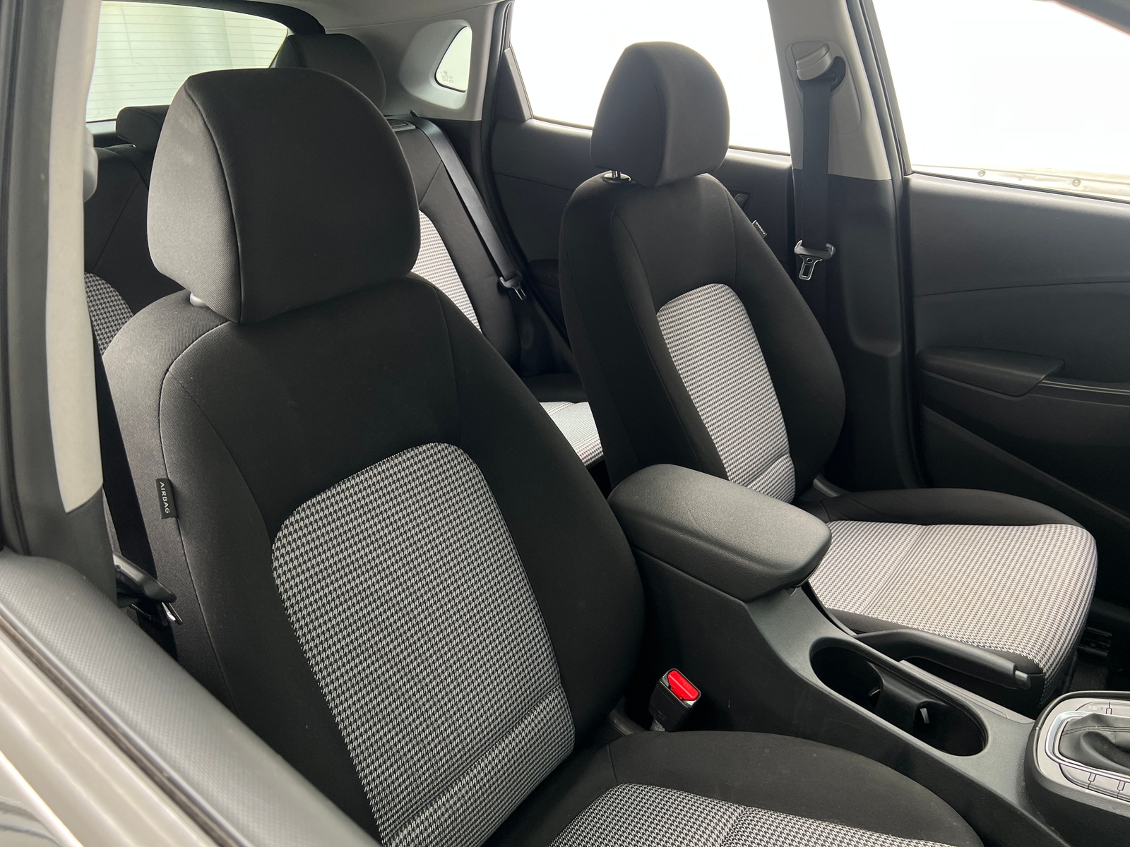 Thumbnail: 2022 Hyundai Kona - 2