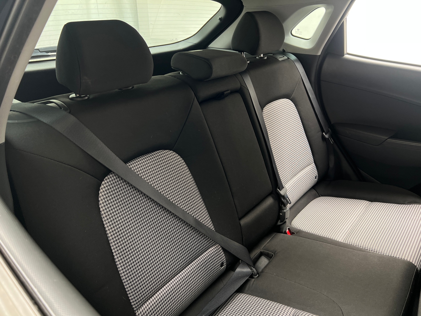 Thumbnail: 2022 Hyundai Kona - 6