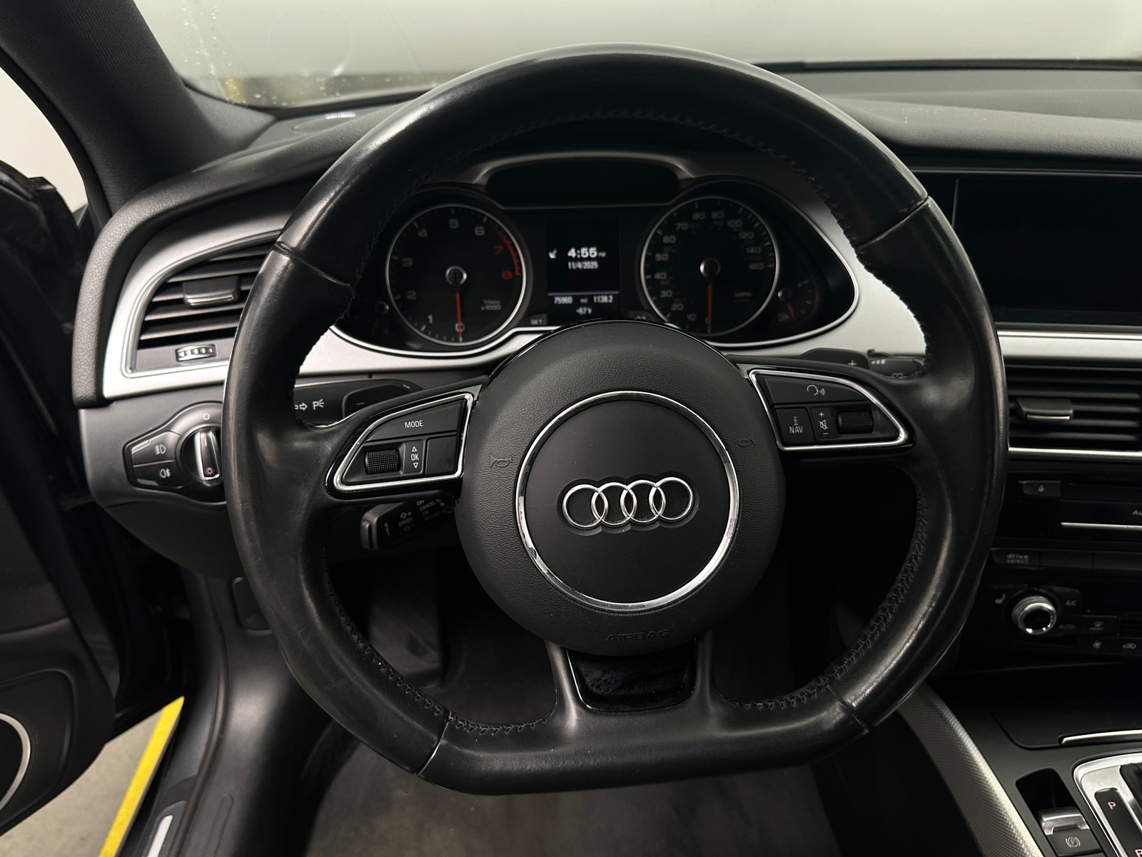 Thumbnail: 2015 Audi A4 - 4