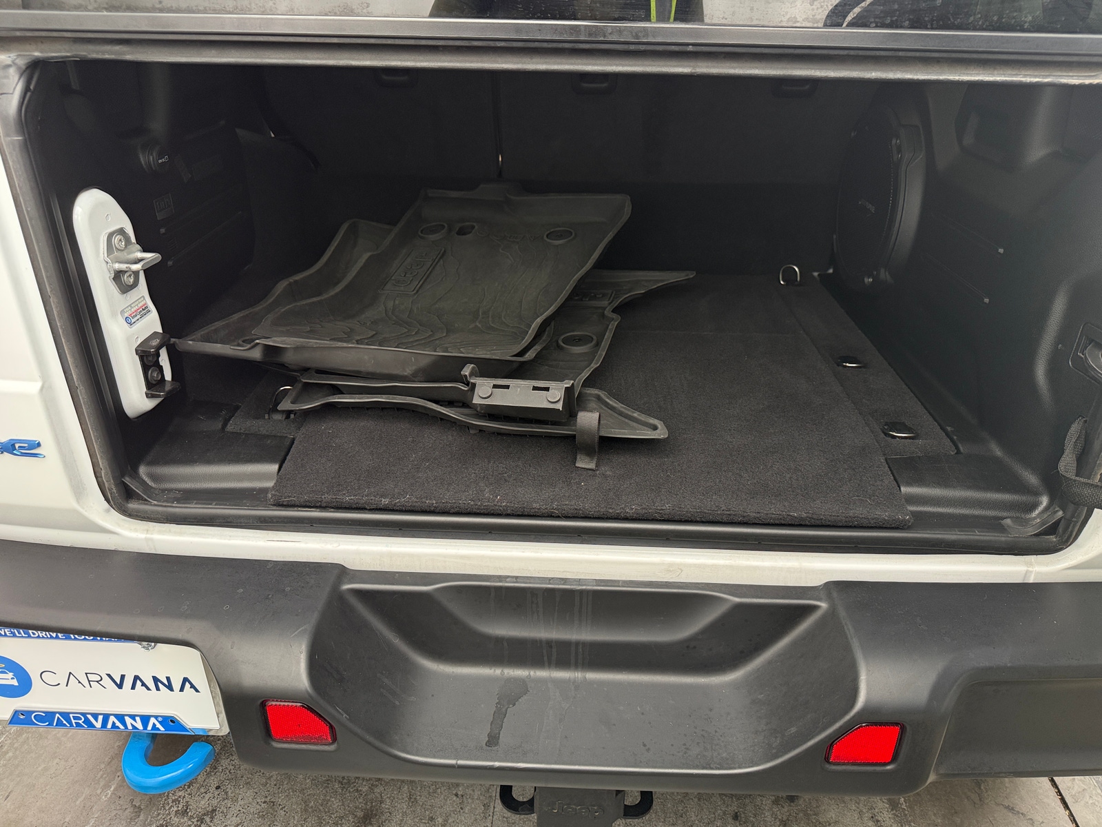 Thumbnail: 2023 Jeep Wrangler - 6