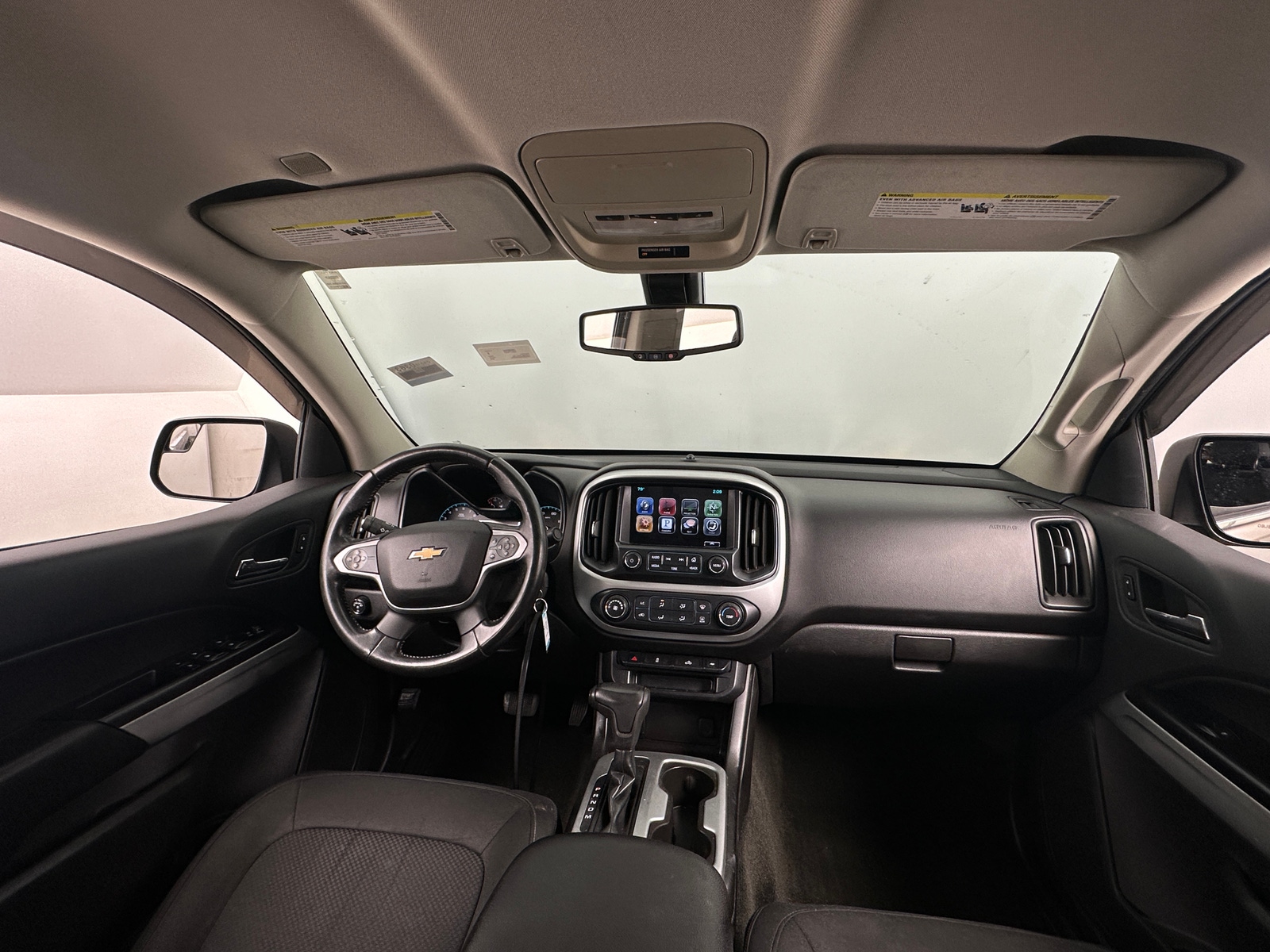 Thumbnail: 2016 Chevrolet Colorado - 3