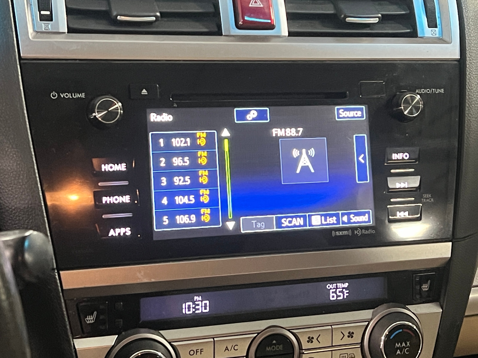 Thumbnail: 2017 Subaru Legacy - 4