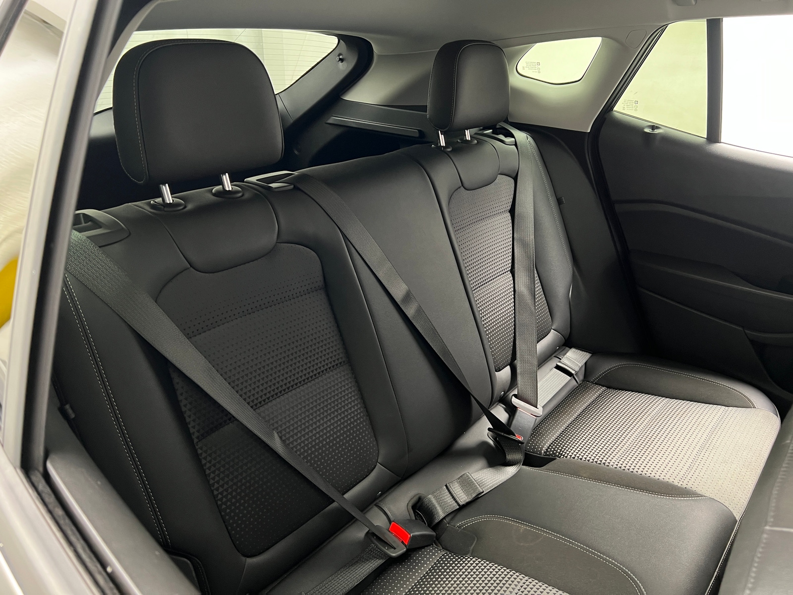 Thumbnail: 2025 Chevrolet Trax - 6