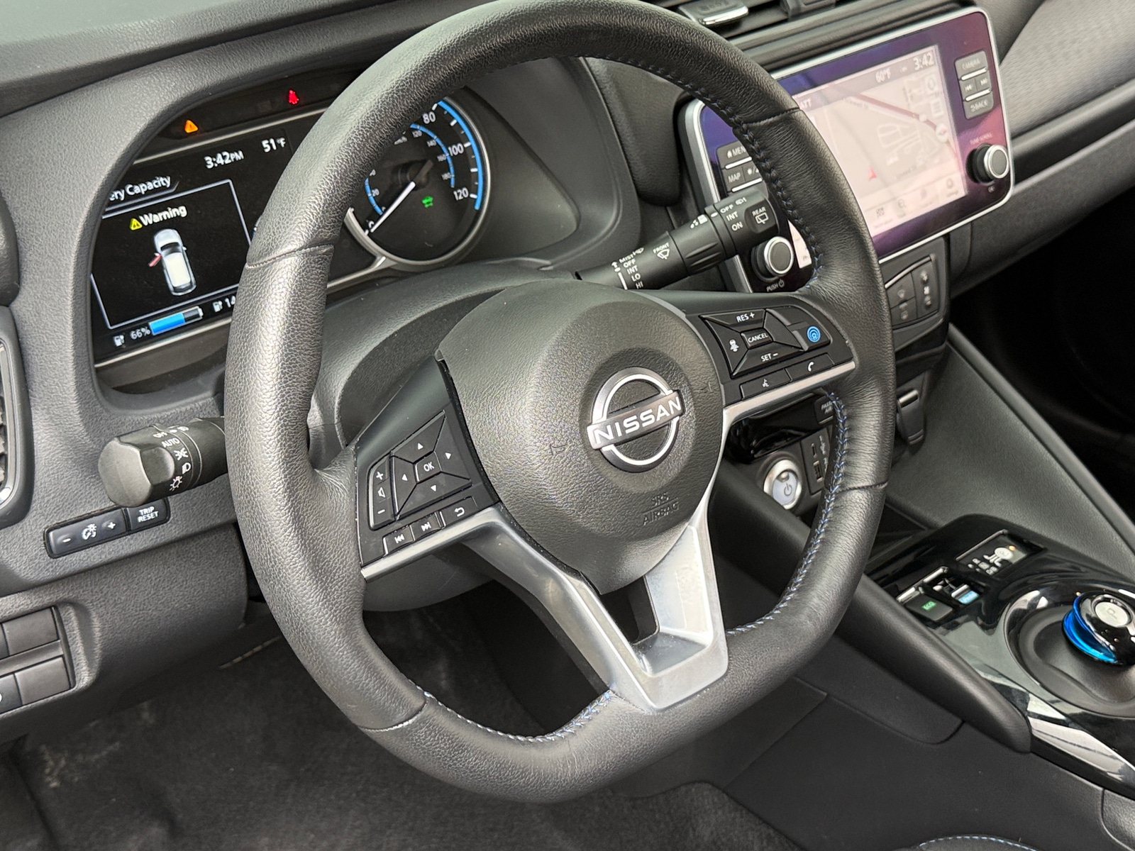 Thumbnail: 2024 Nissan Leaf - 5