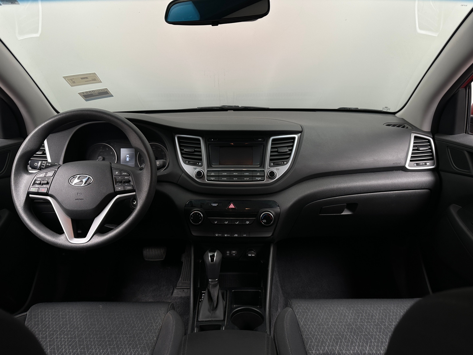 Thumbnail: 2017 Hyundai Tucson - 3