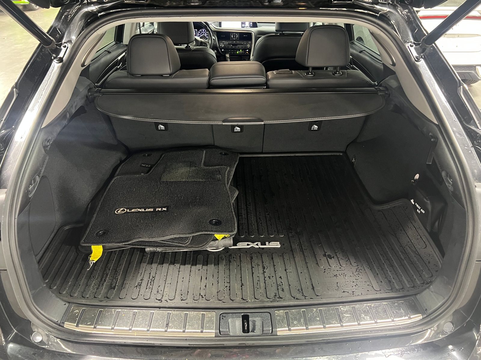 Thumbnail: 2018 Lexus RX - 6