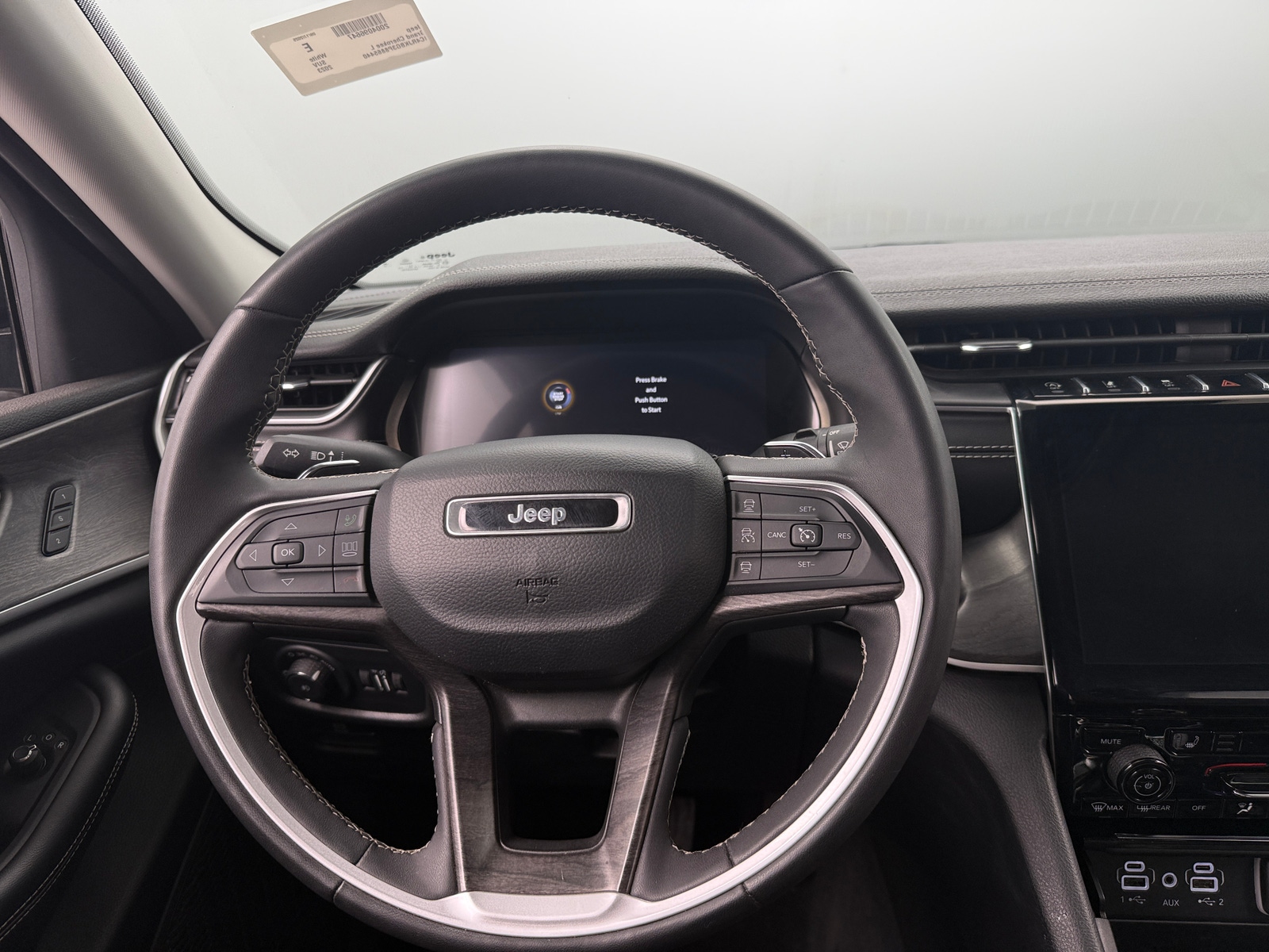 Thumbnail: 2023 Jeep Grand Cherokee L - 4